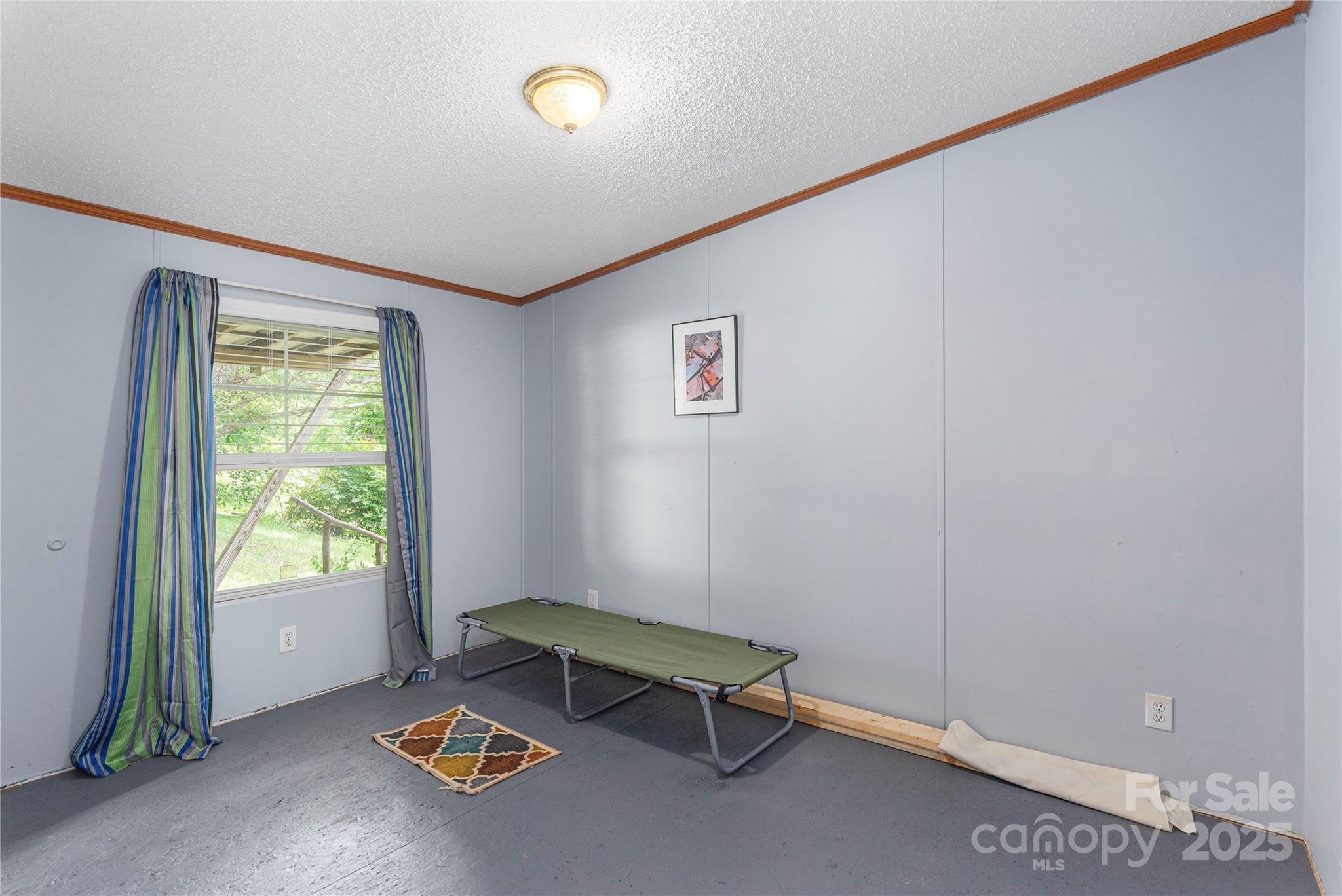 495 Courtney Lane Property Photo 11