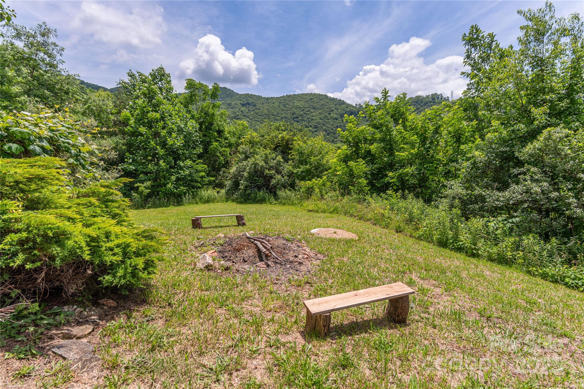 495 Courtney Lane Property Photo 18