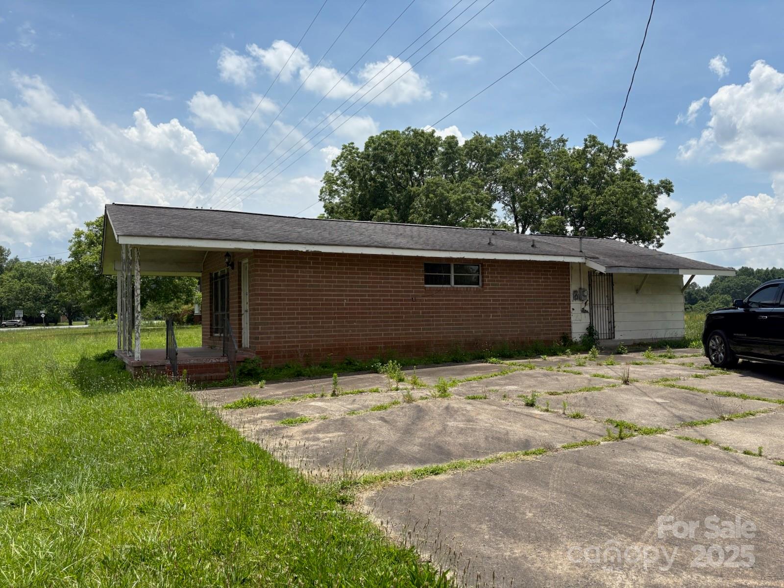 4513,4511.4505,4503 Polkville Road Property Photo 10