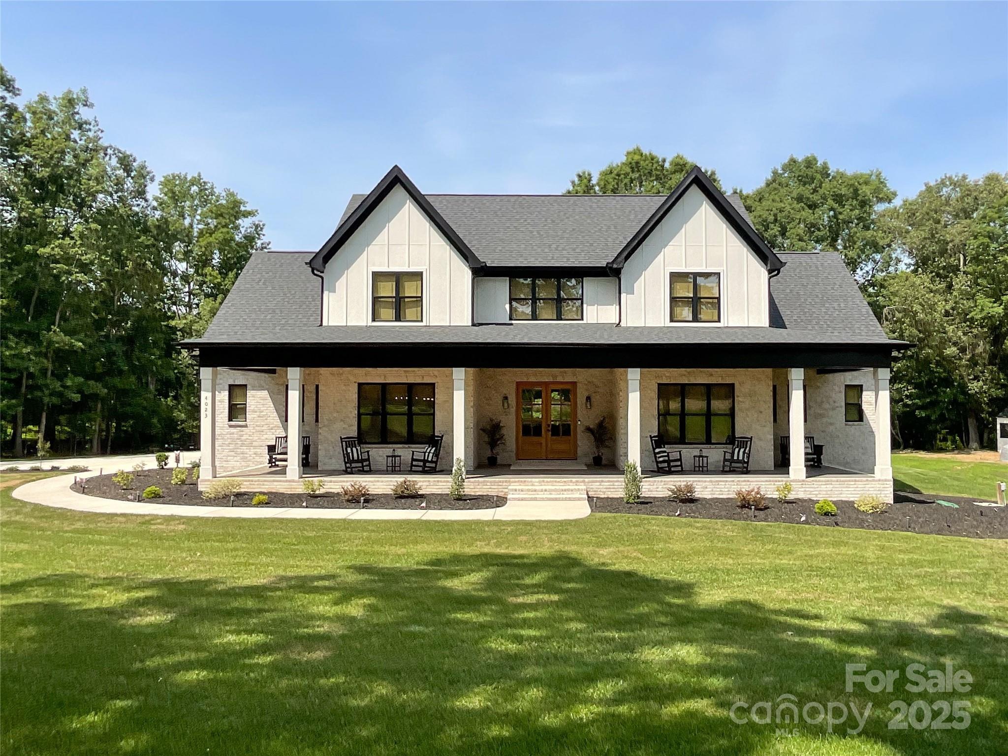 4023 Yesteryears Lane