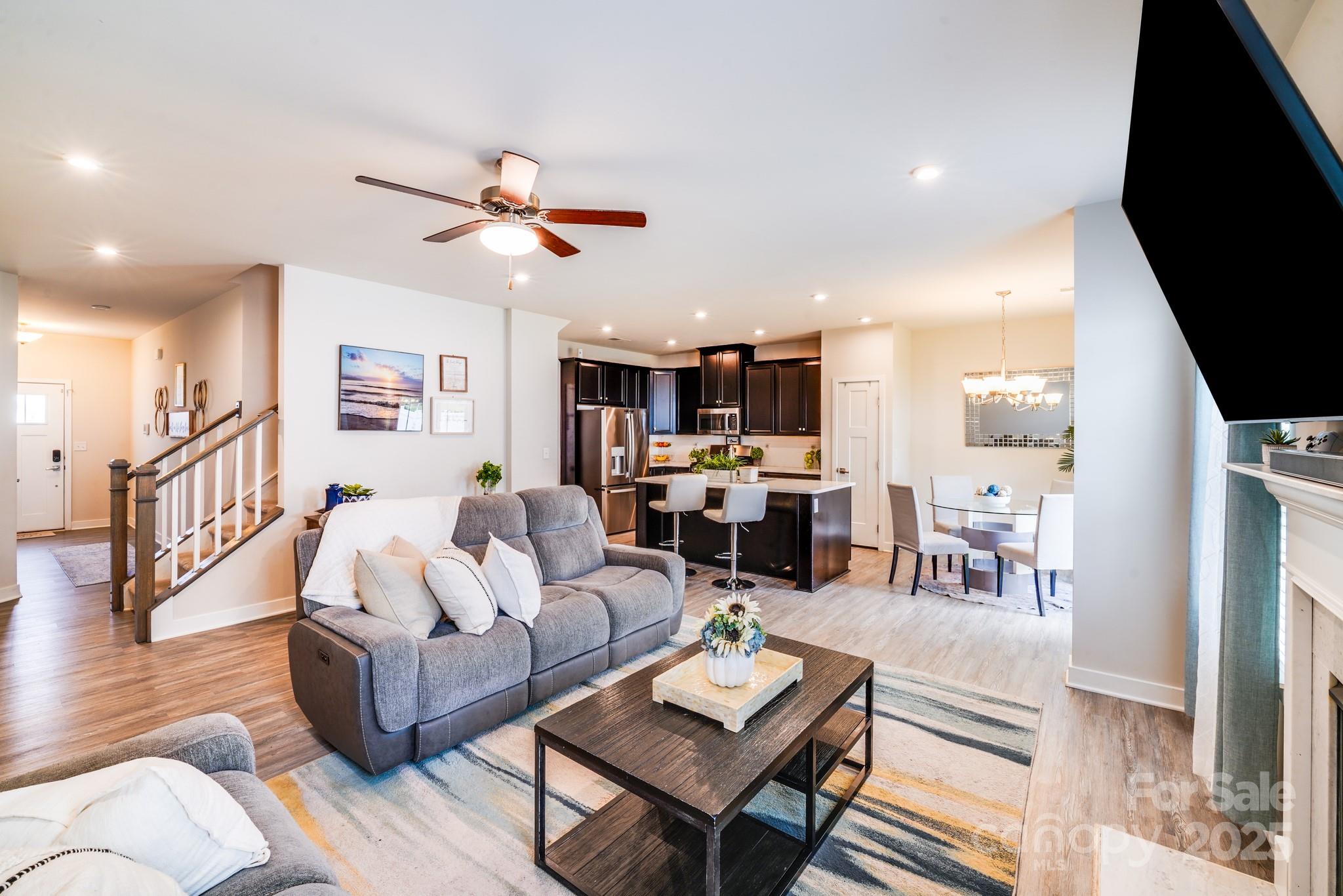 10412 Dalton Woods Court Property Photo 8