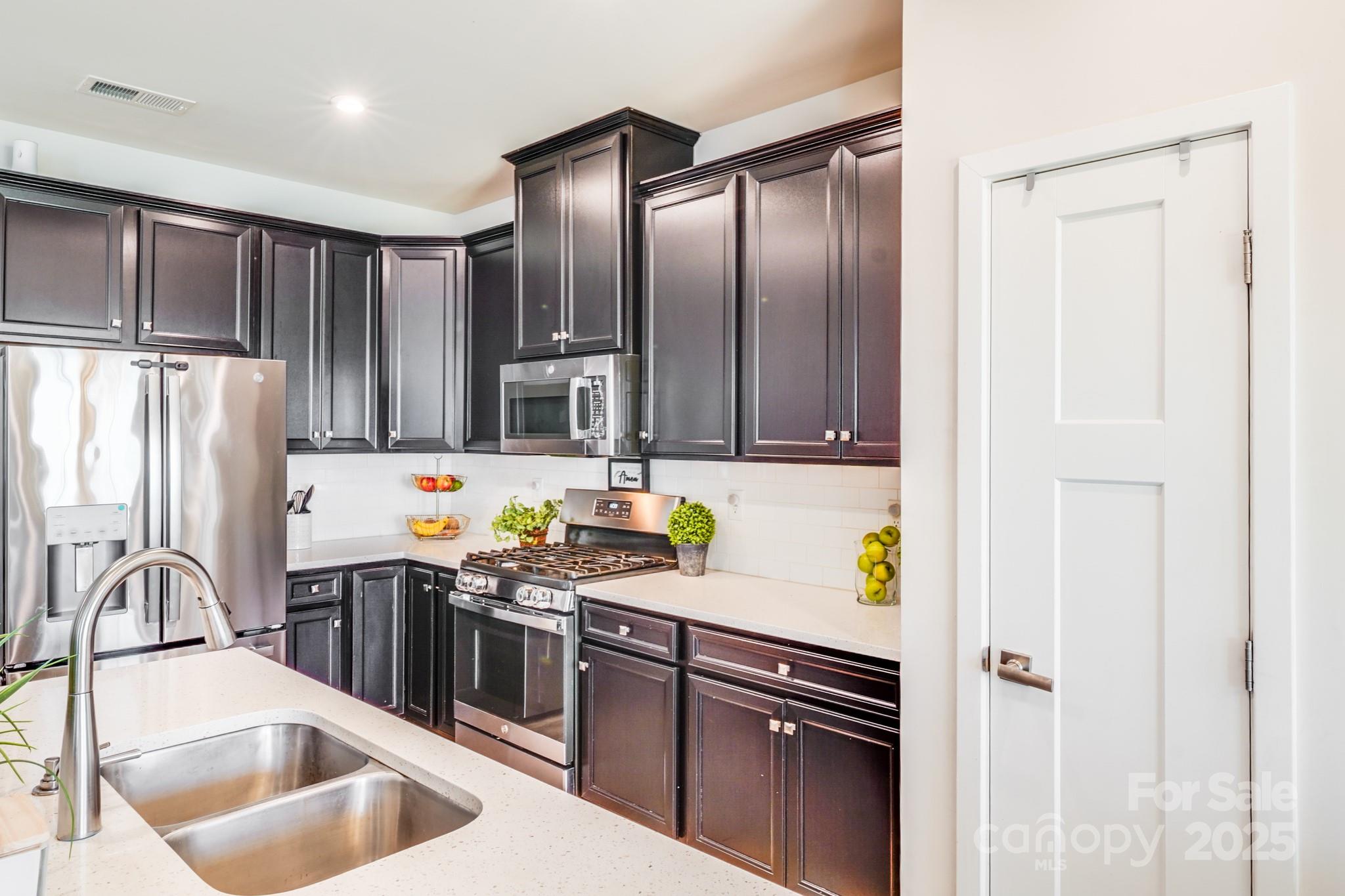 10412 Dalton Woods Court Property Photo 17