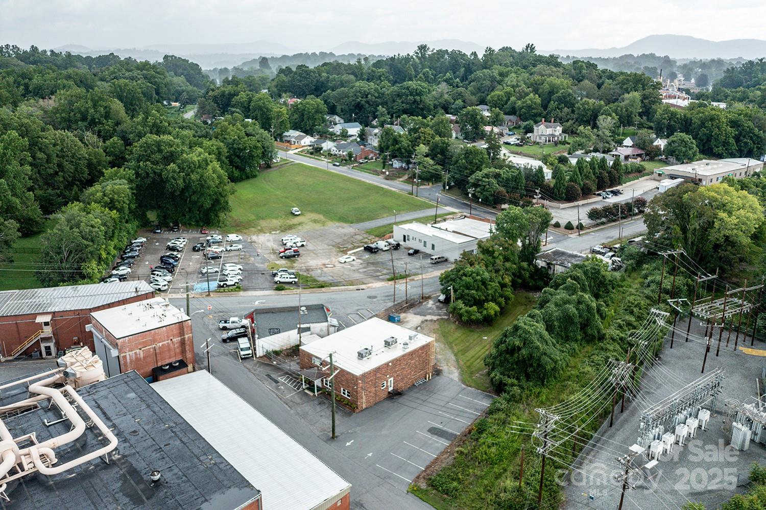 107 Light Street Property Photo 12