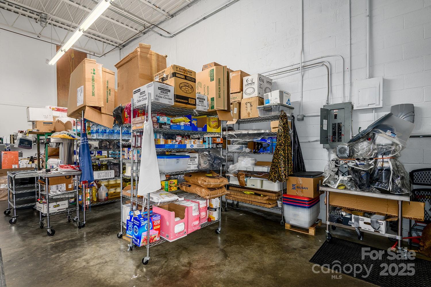 107 Light Street Property Photo 24