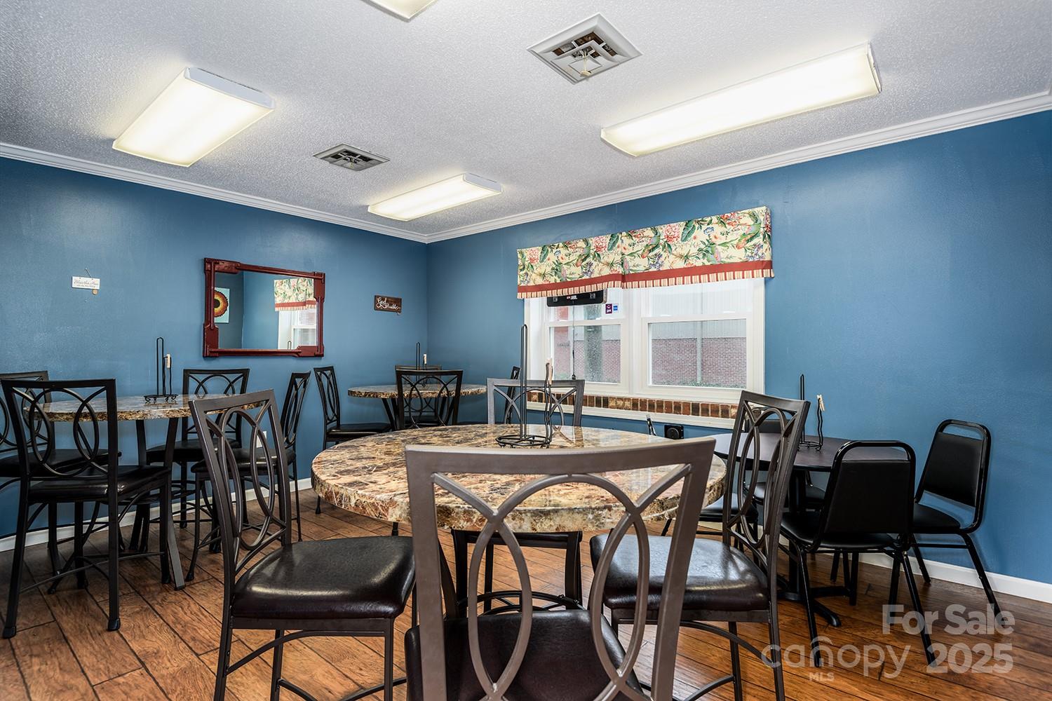 107 Light Street Property Photo 29