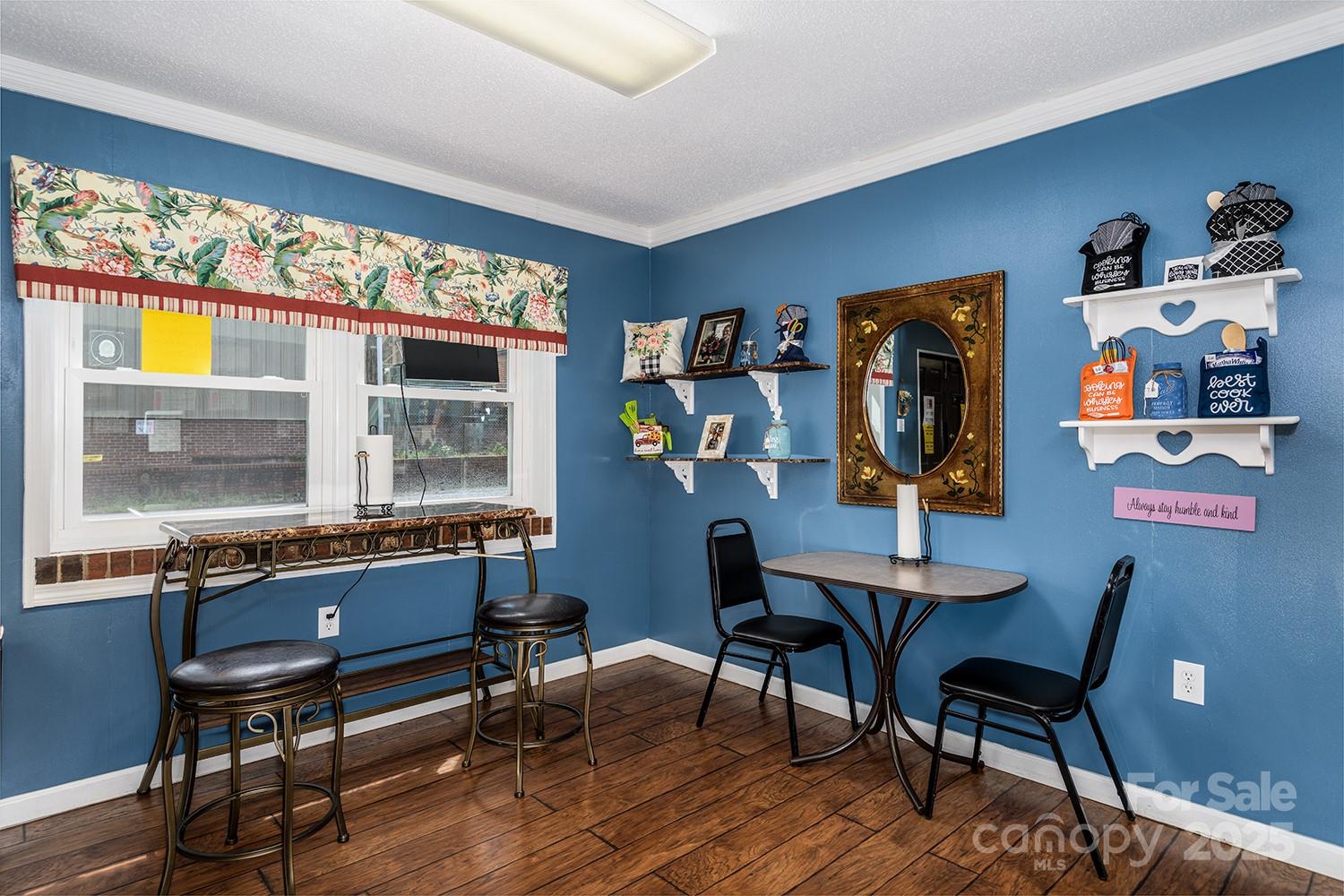 107 Light Street Property Photo 33