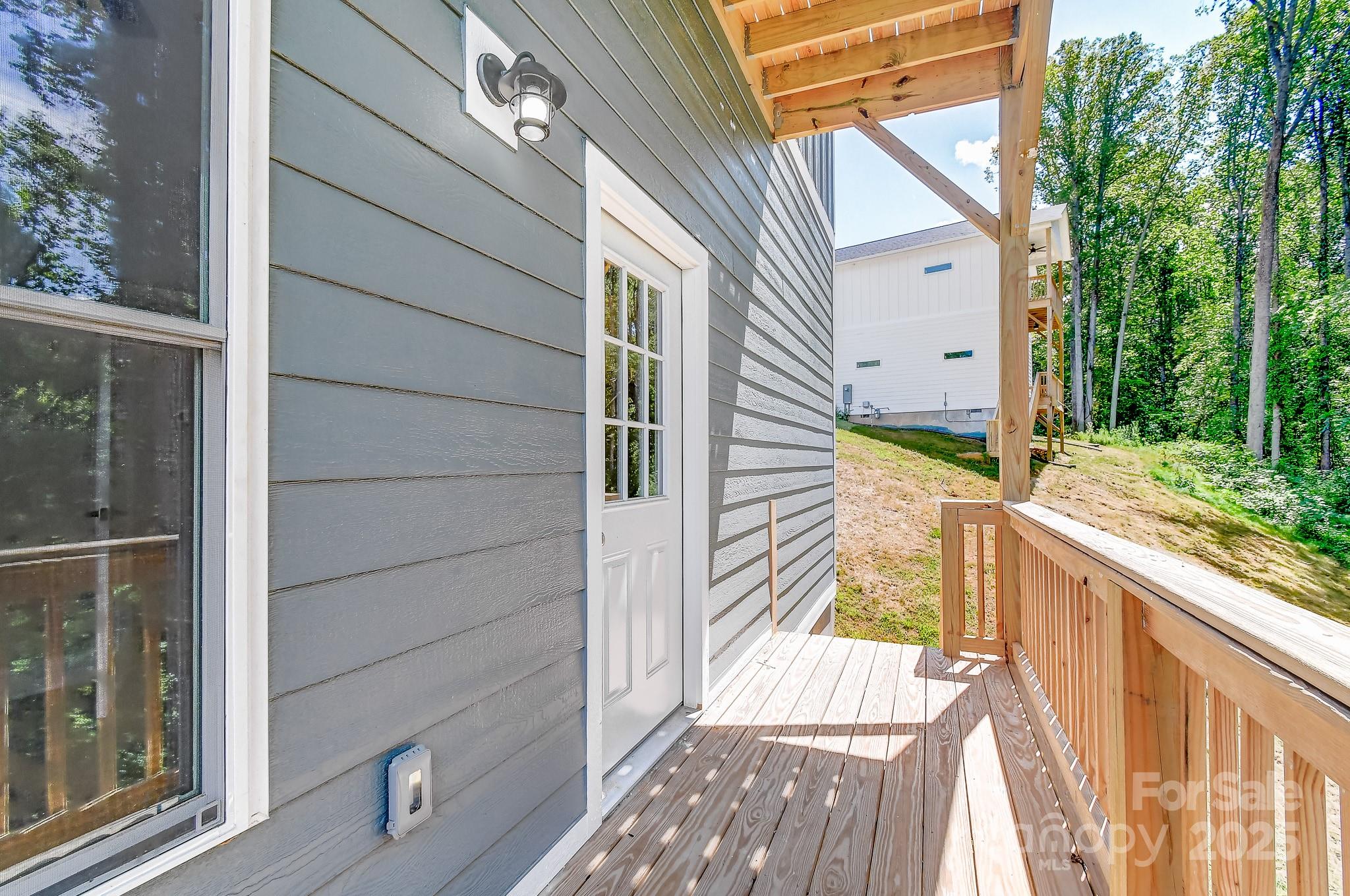 139 Northbend Drive Property Photo 4