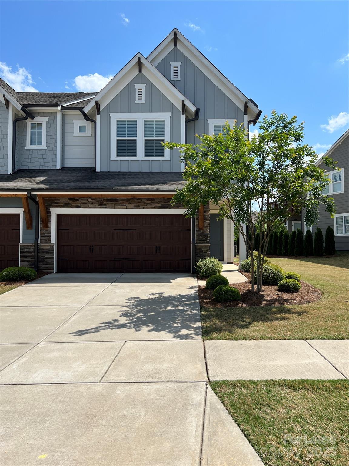 9735 Briarwick Lane Property Photo 1