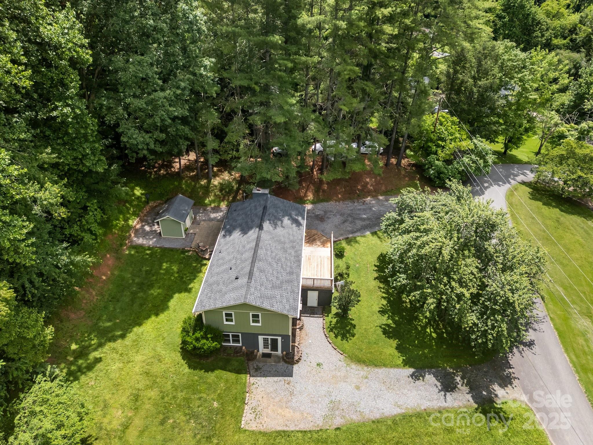 64 Christopher Lane Property Photo 4