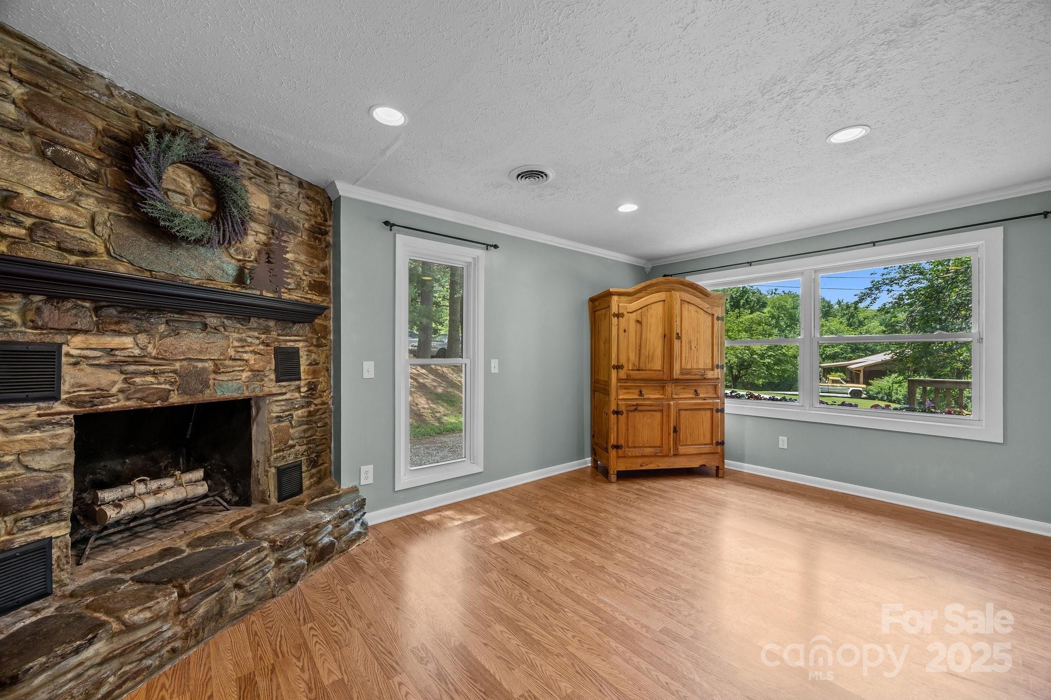 64 Christopher Lane Property Photo 16