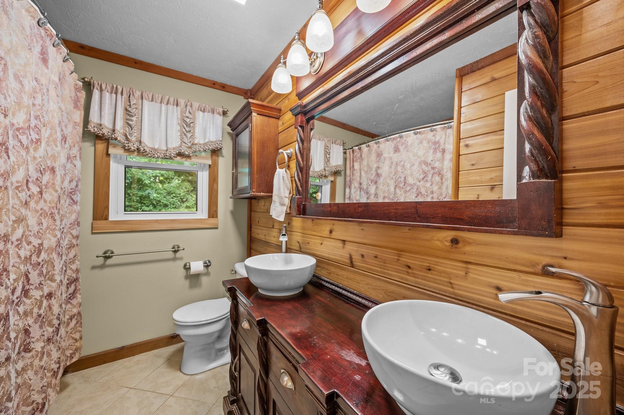 64 Christopher Lane Property Photo 23