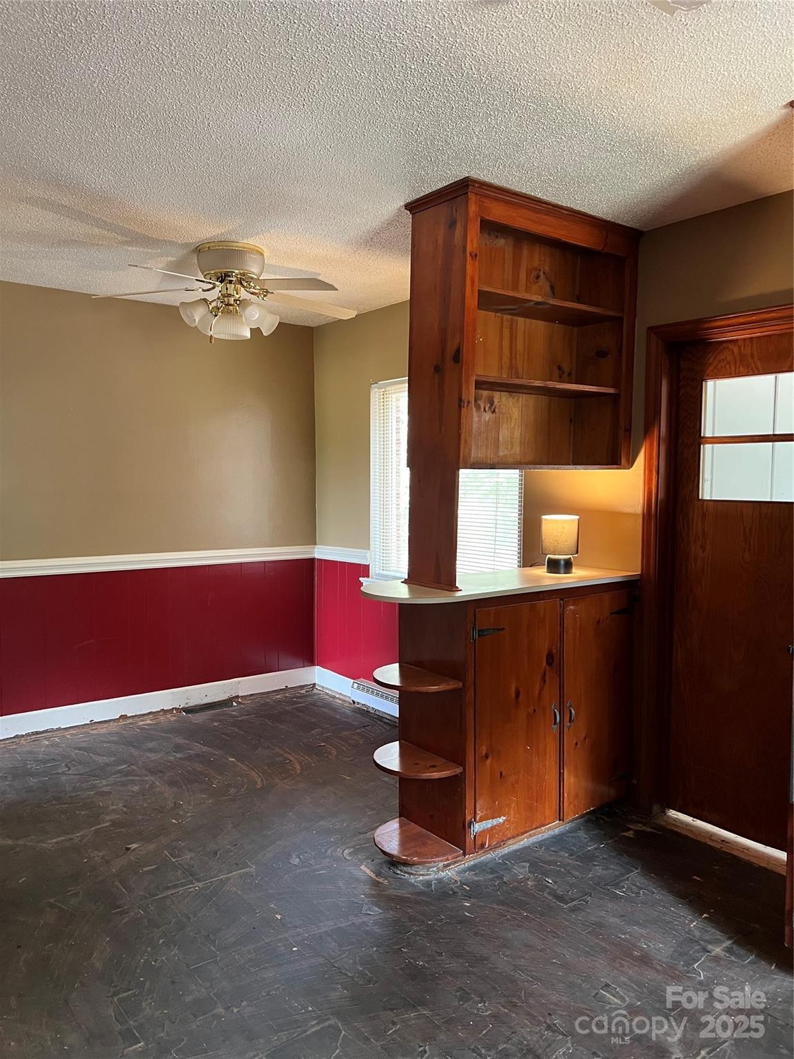 11204 Williams Road Property Photo 10