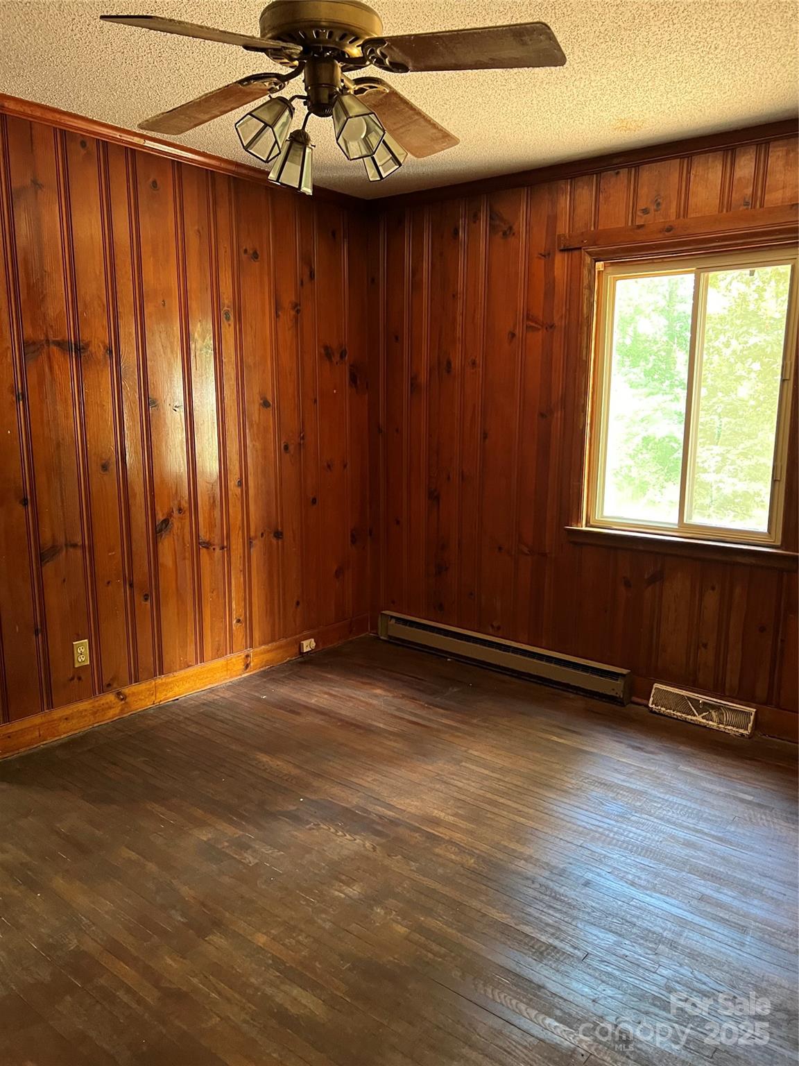 11204 Williams Road Property Photo 18