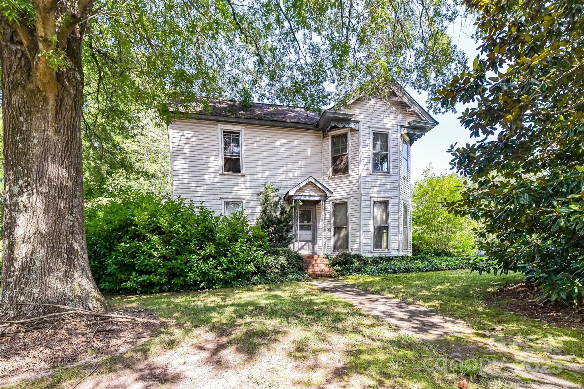 504 Potts Street Property Photo 4