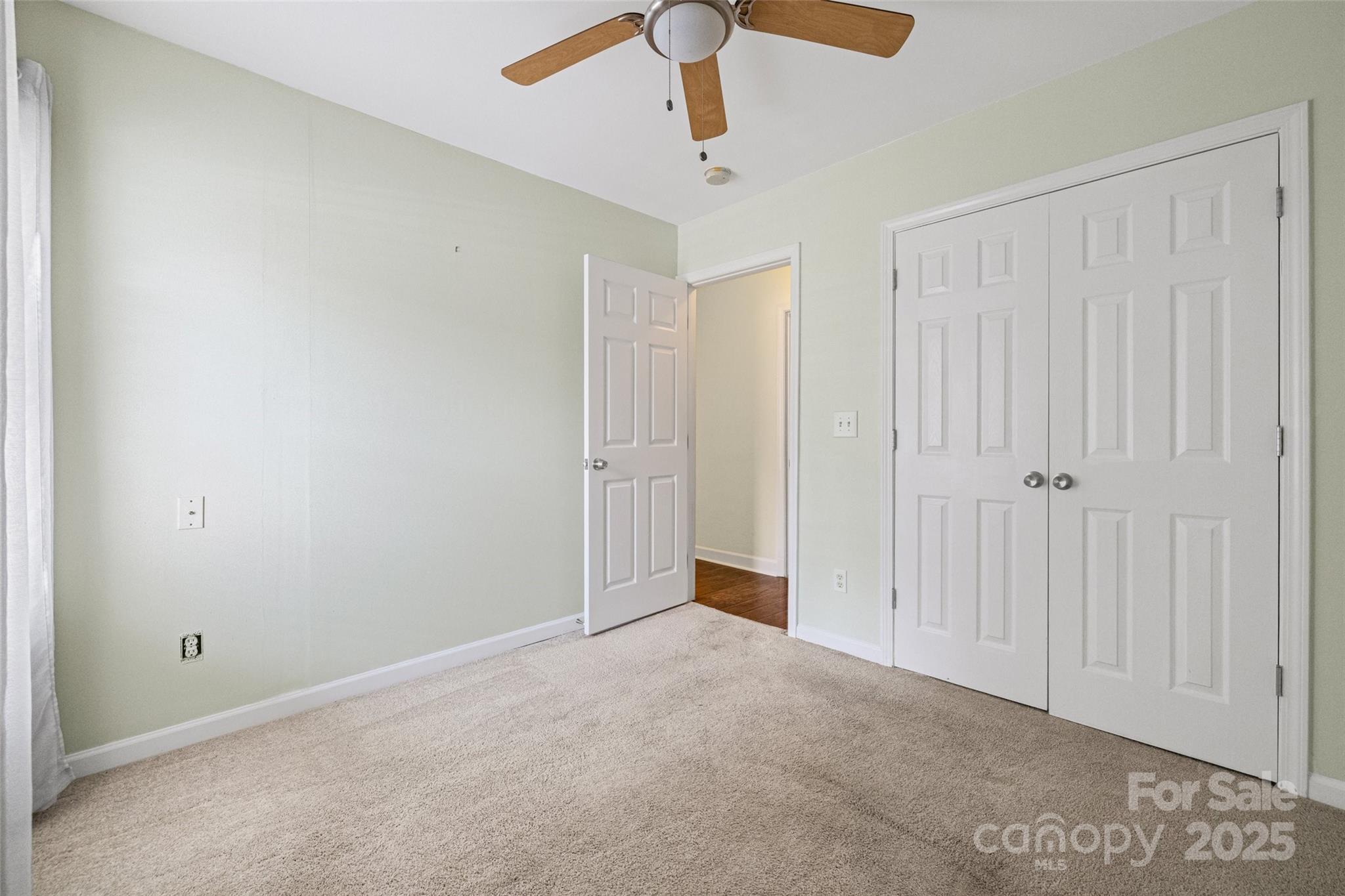 703 Dalebrook Lane Property Photo 20