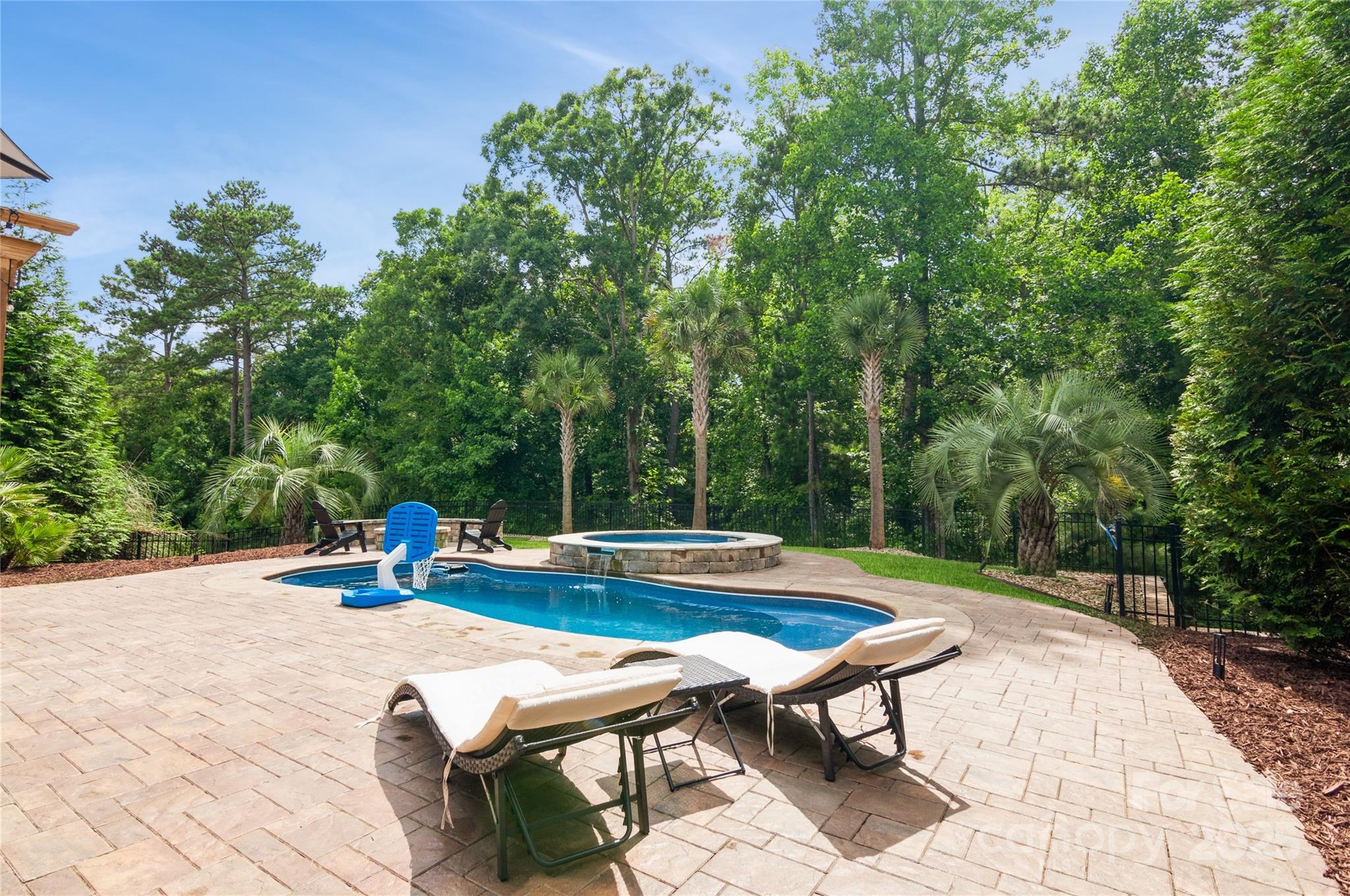 1026 Arges River Drive Property Photo 6