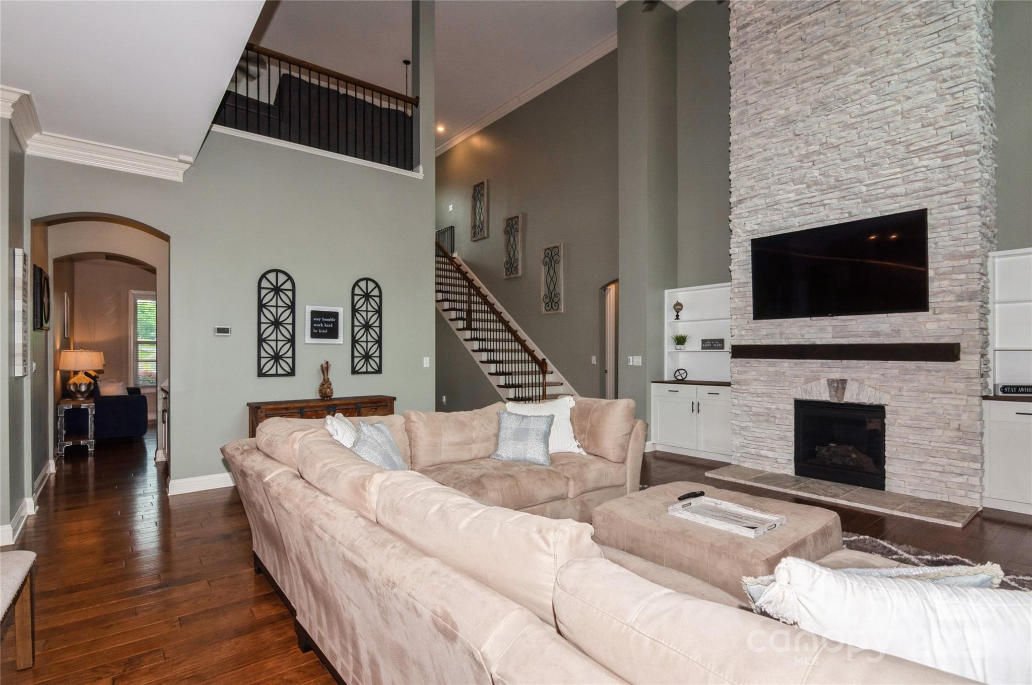 1026 Arges River Drive Property Photo 9