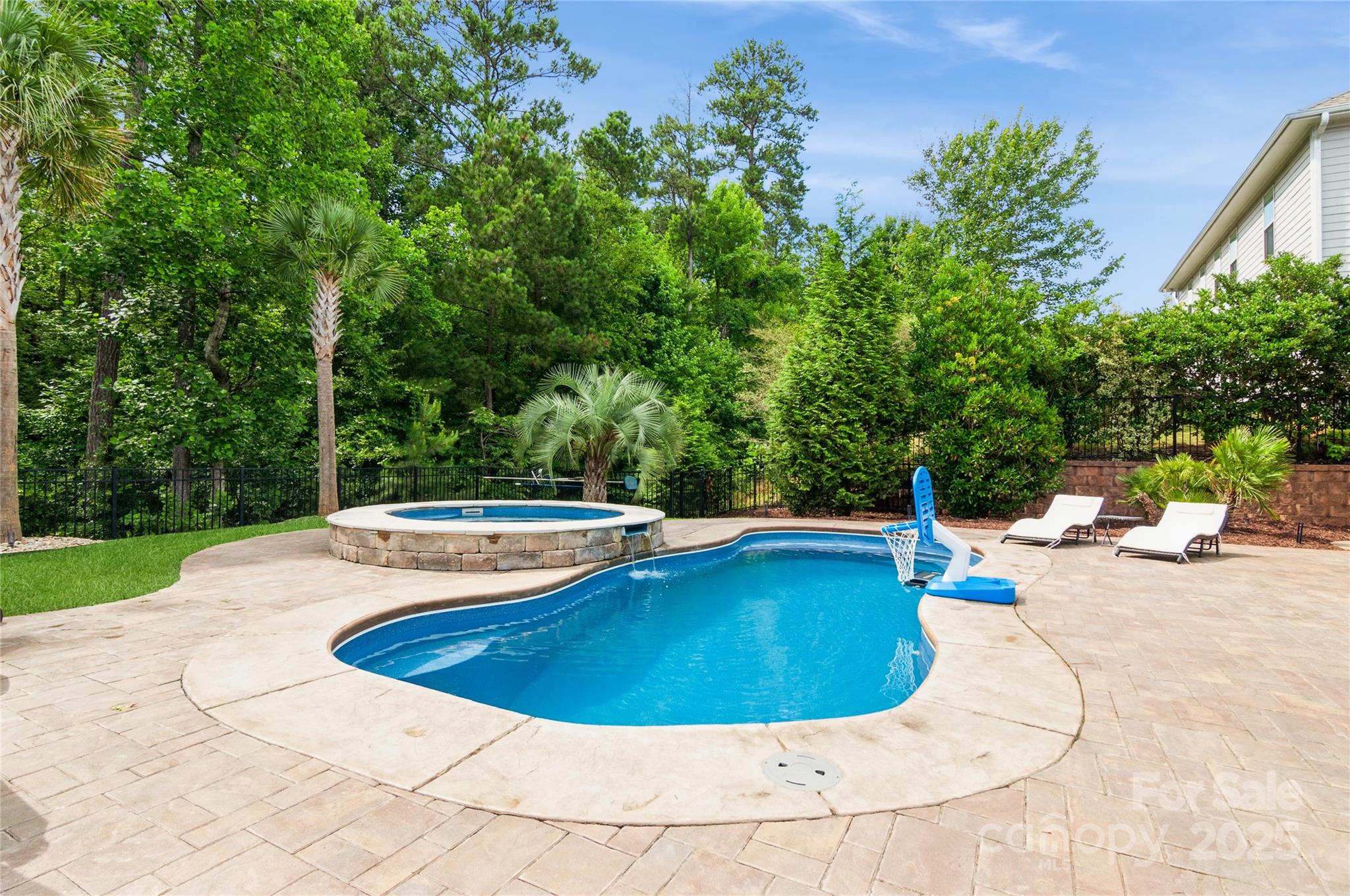 1026 Arges River Drive Property Photo 41