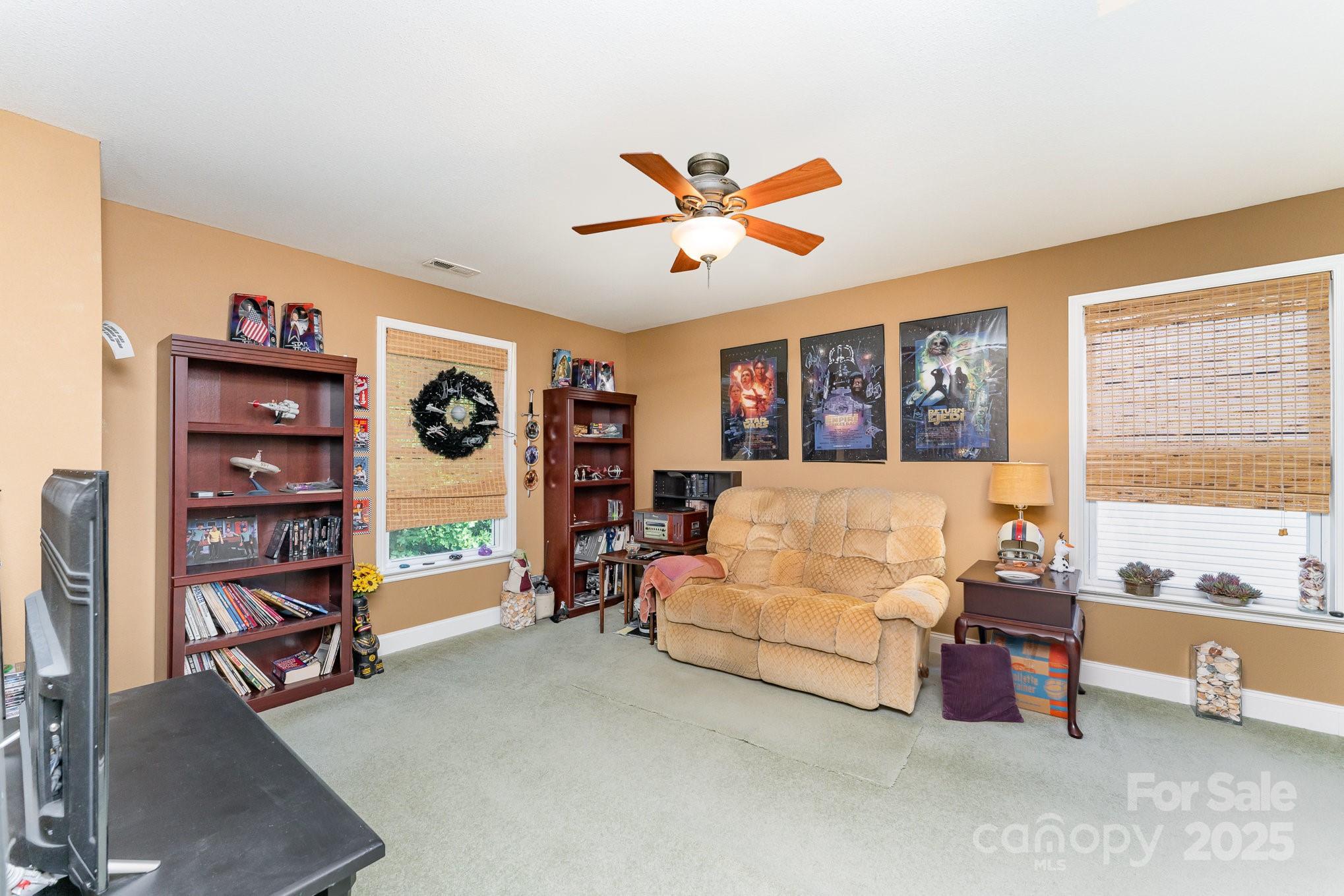 4462 Kellybrook Drive Property Photo 15