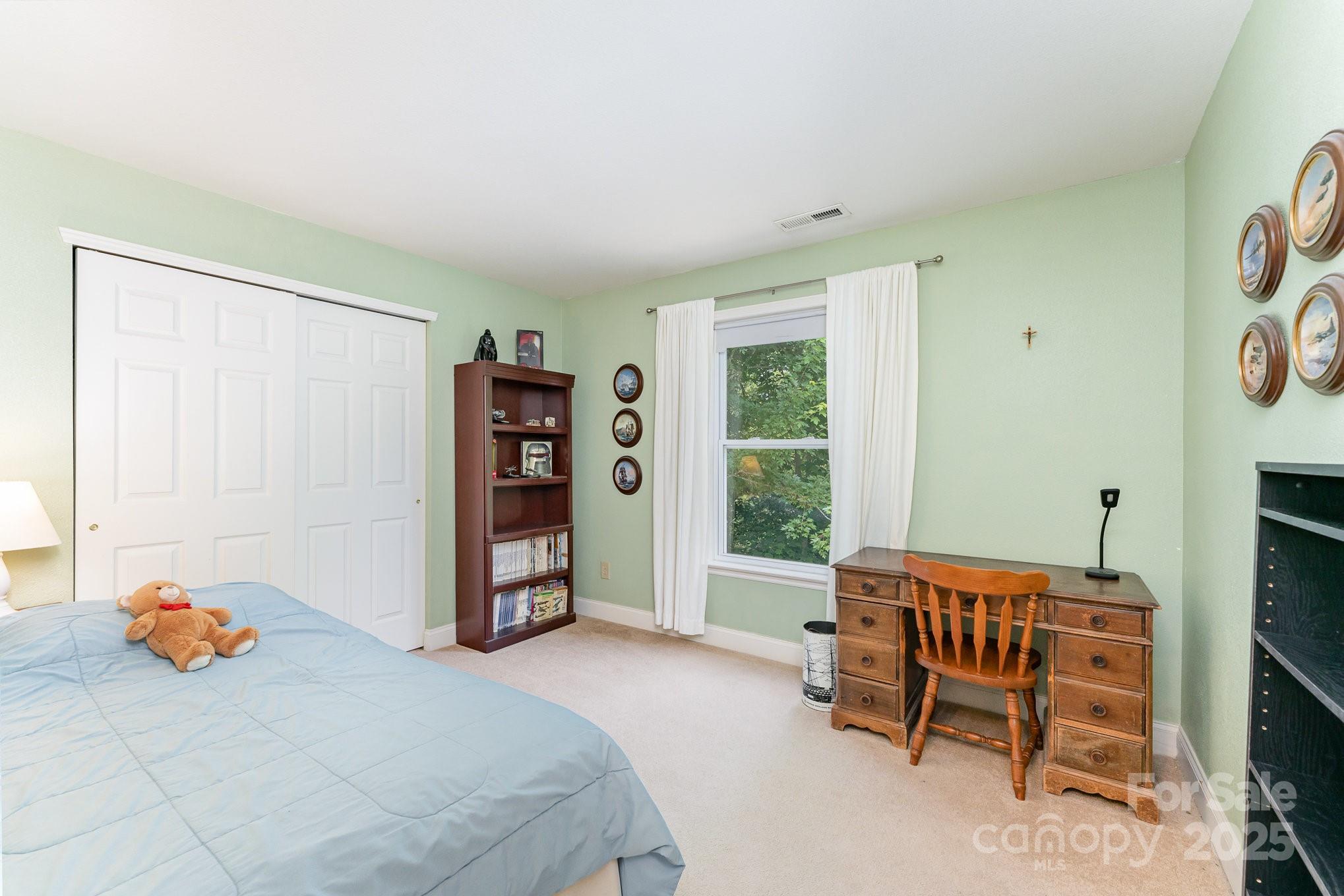 4462 Kellybrook Drive Property Photo 19