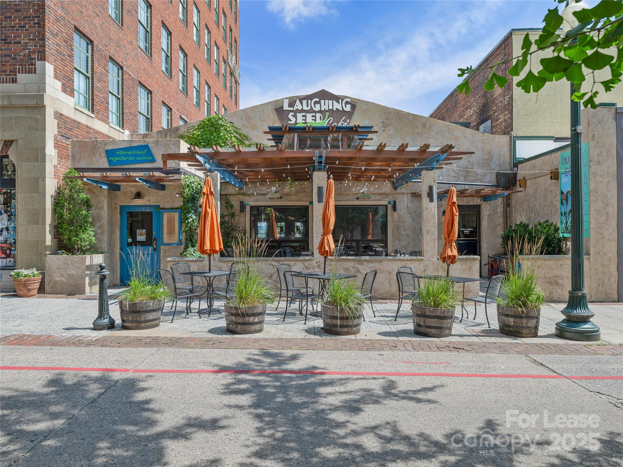 40 Wall Street Property Photo 1