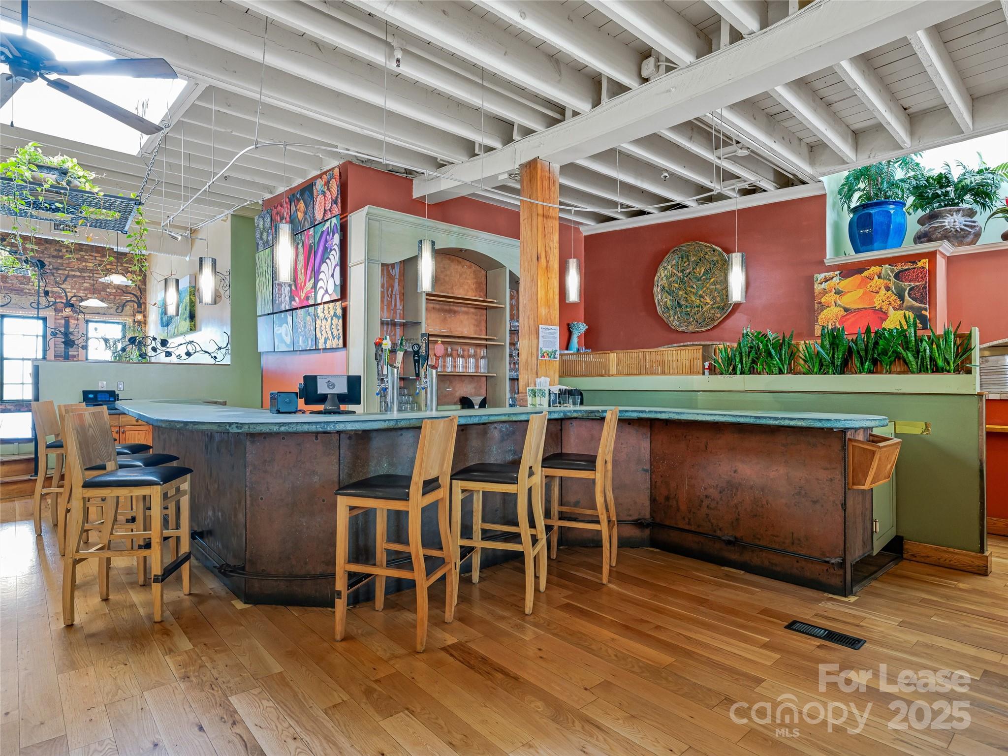 40 Wall Street Property Photo 12