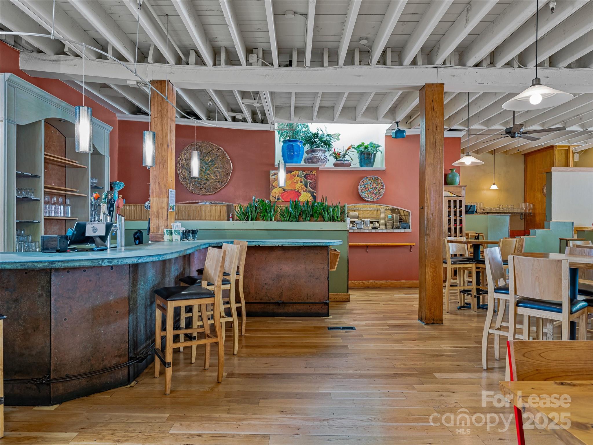 40 Wall Street Property Photo 15