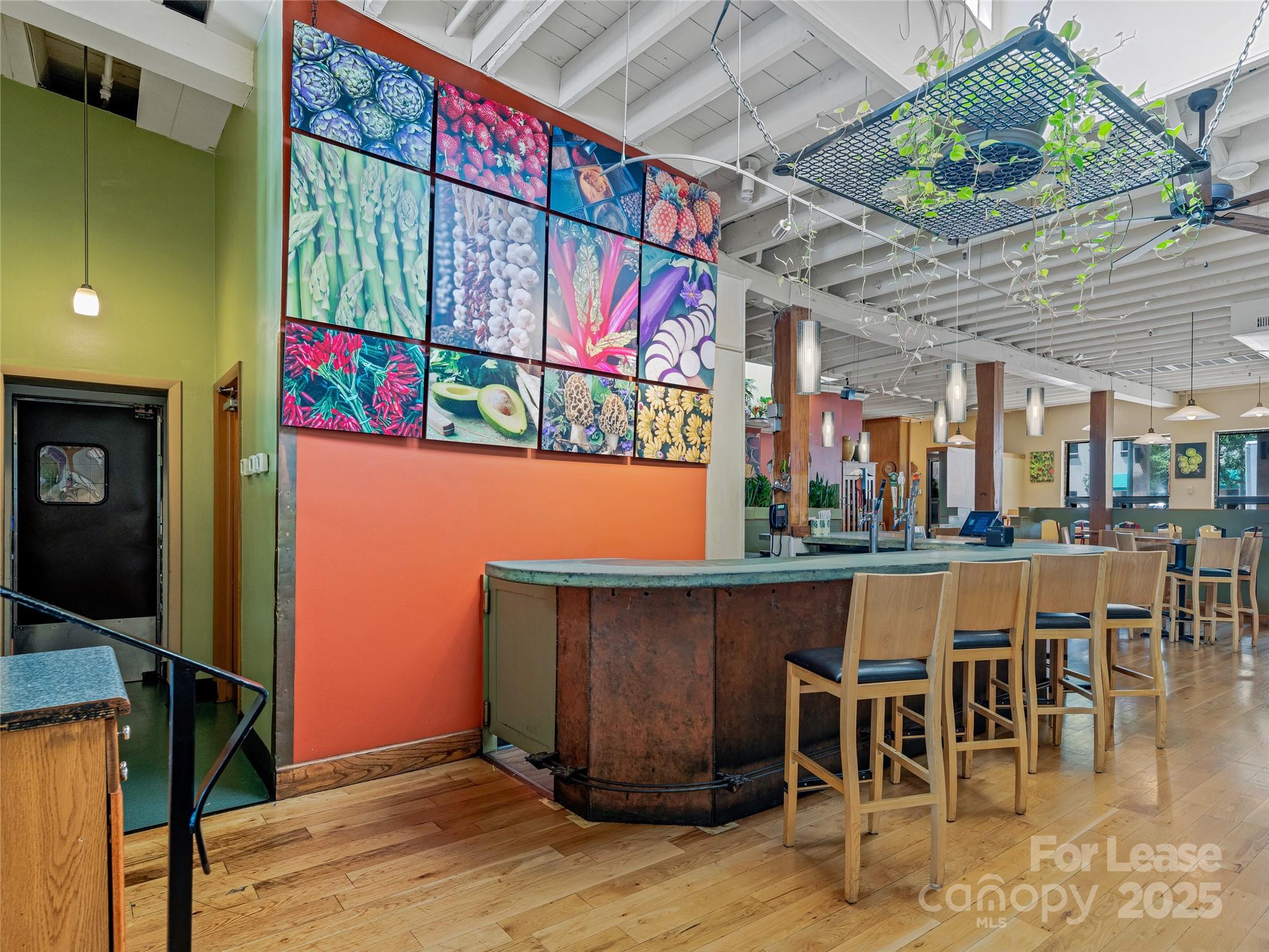 40 Wall Street Property Photo 18