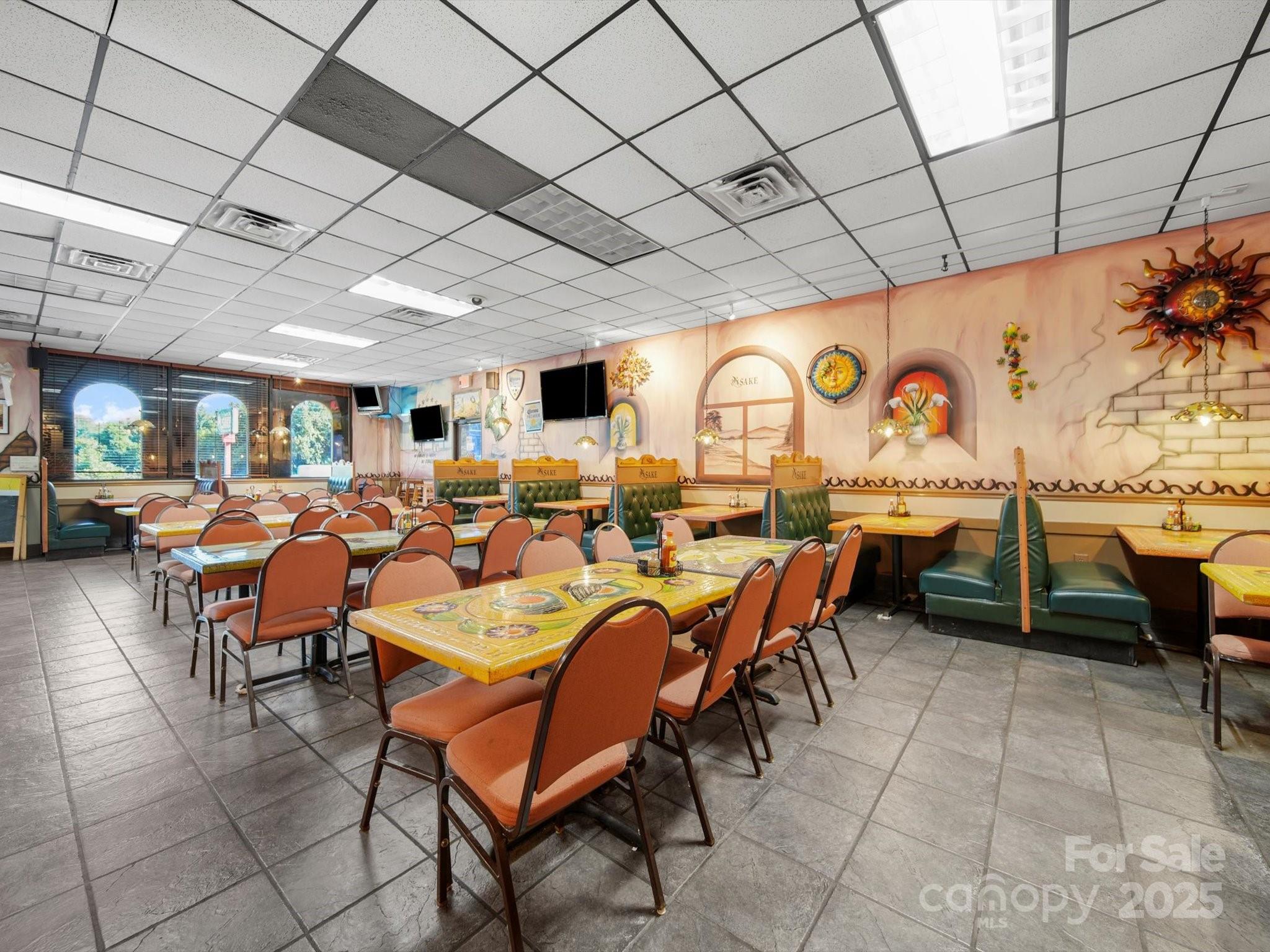 450 E Caswell Street Property Photo 3