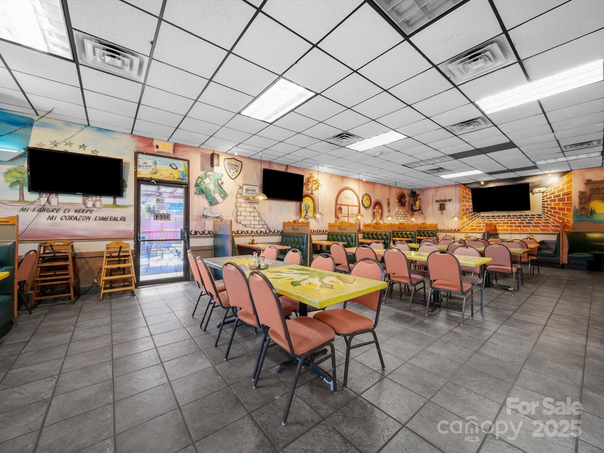 450 E Caswell Street Property Photo 5