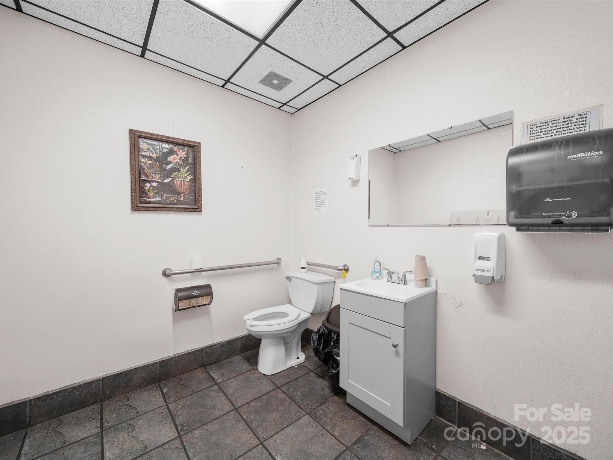 450 E Caswell Street Property Photo 7