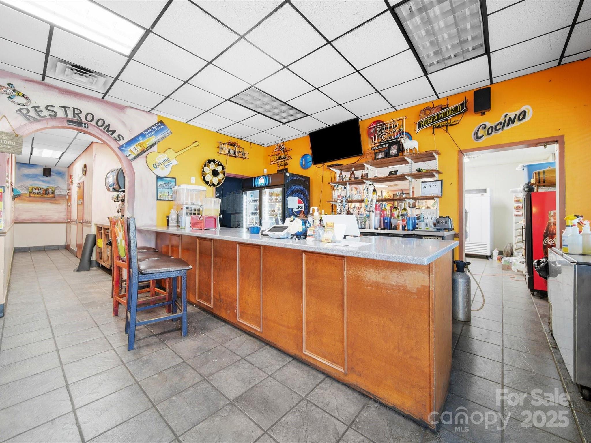 450 E Caswell Street Property Photo 8