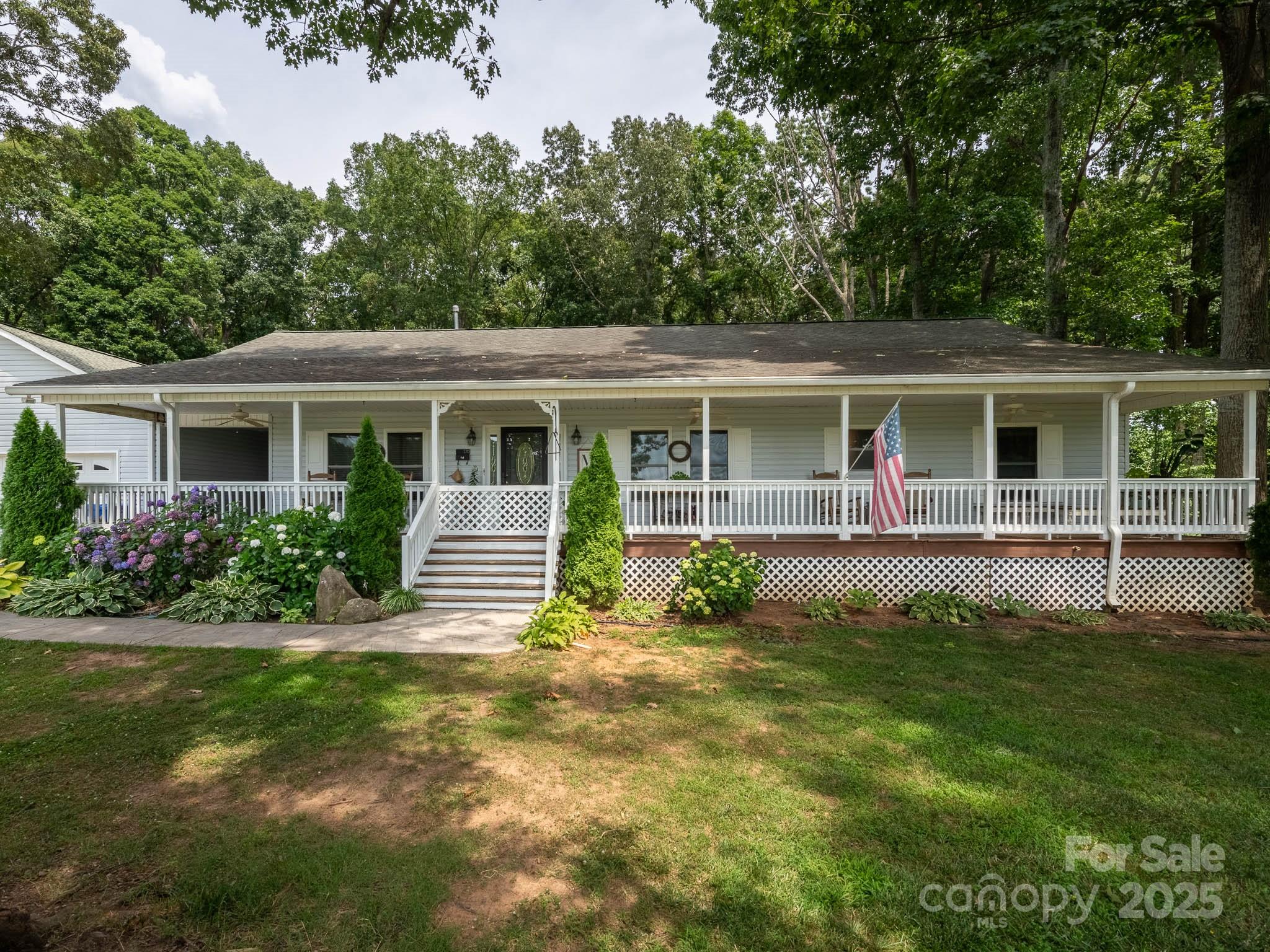 170 Eagle Drive Property Photo 1