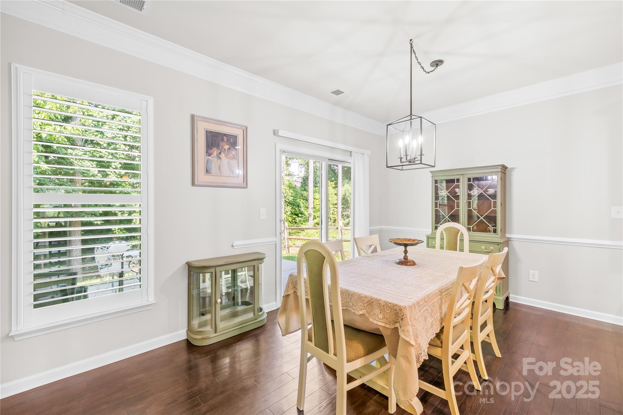 120 Carolinian Drive Property Photo 11