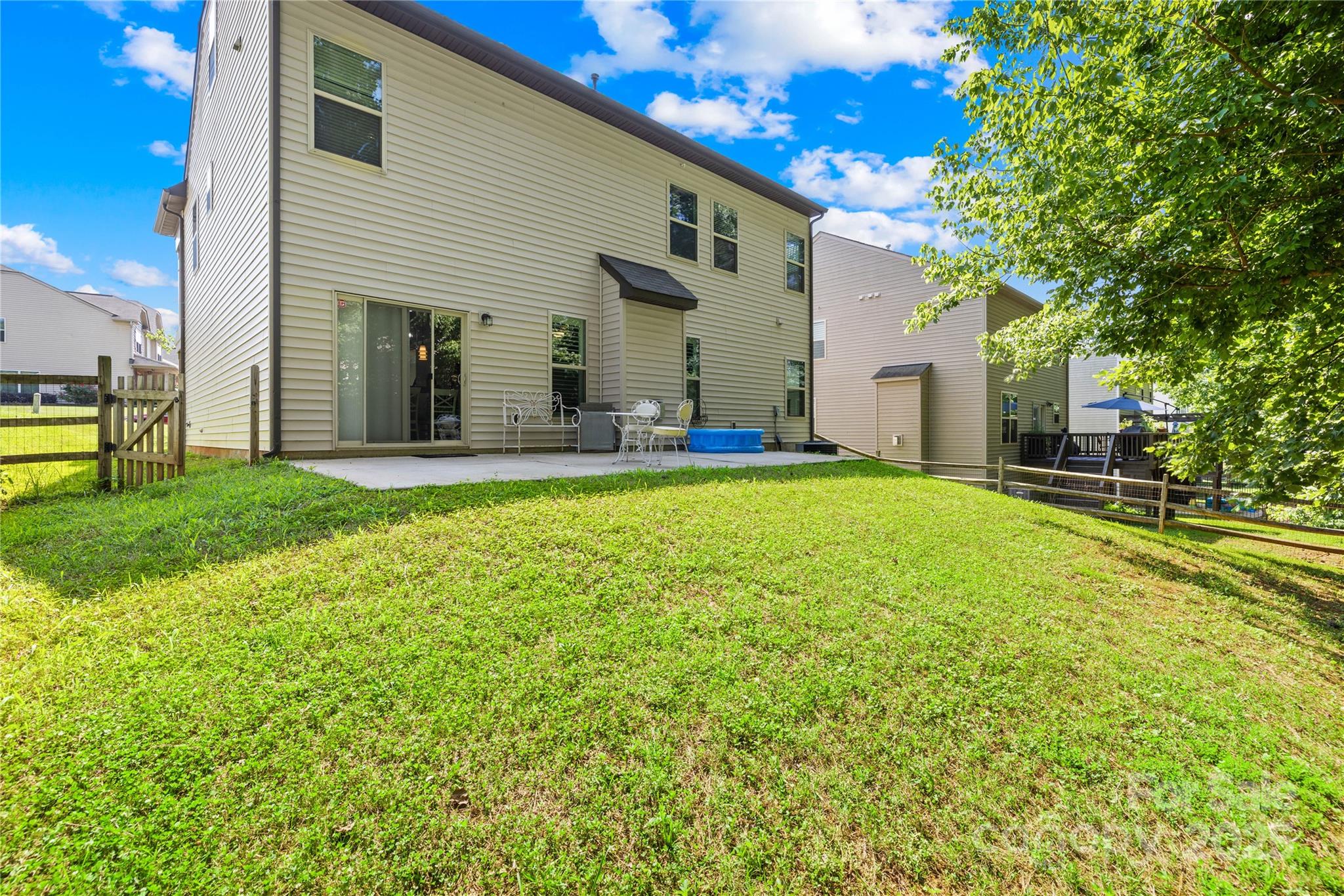 120 Carolinian Drive Property Photo 30