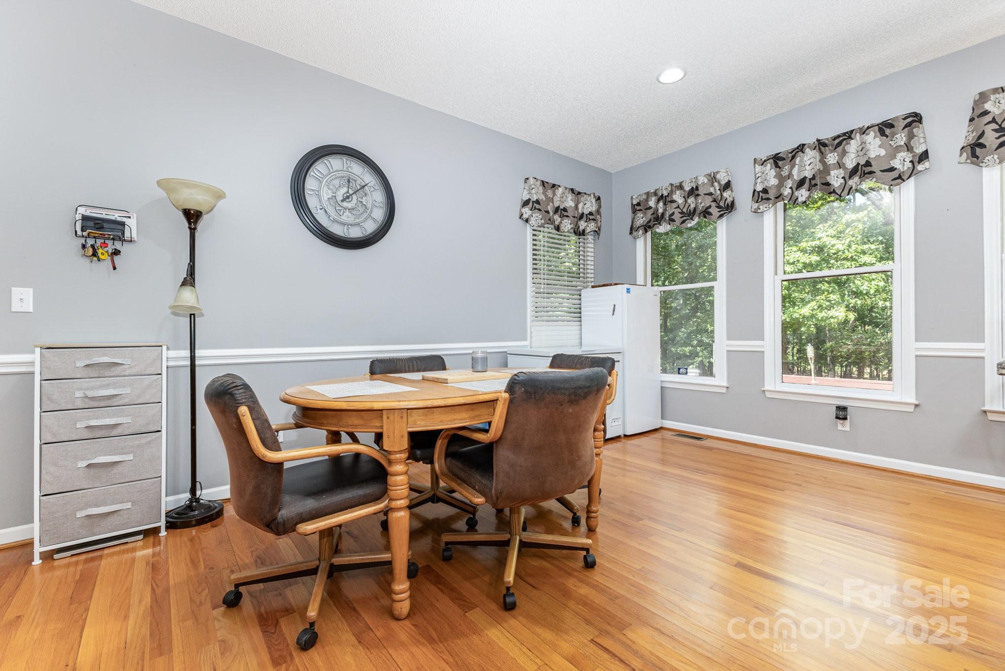 5292 Tice Road Property Photo 12