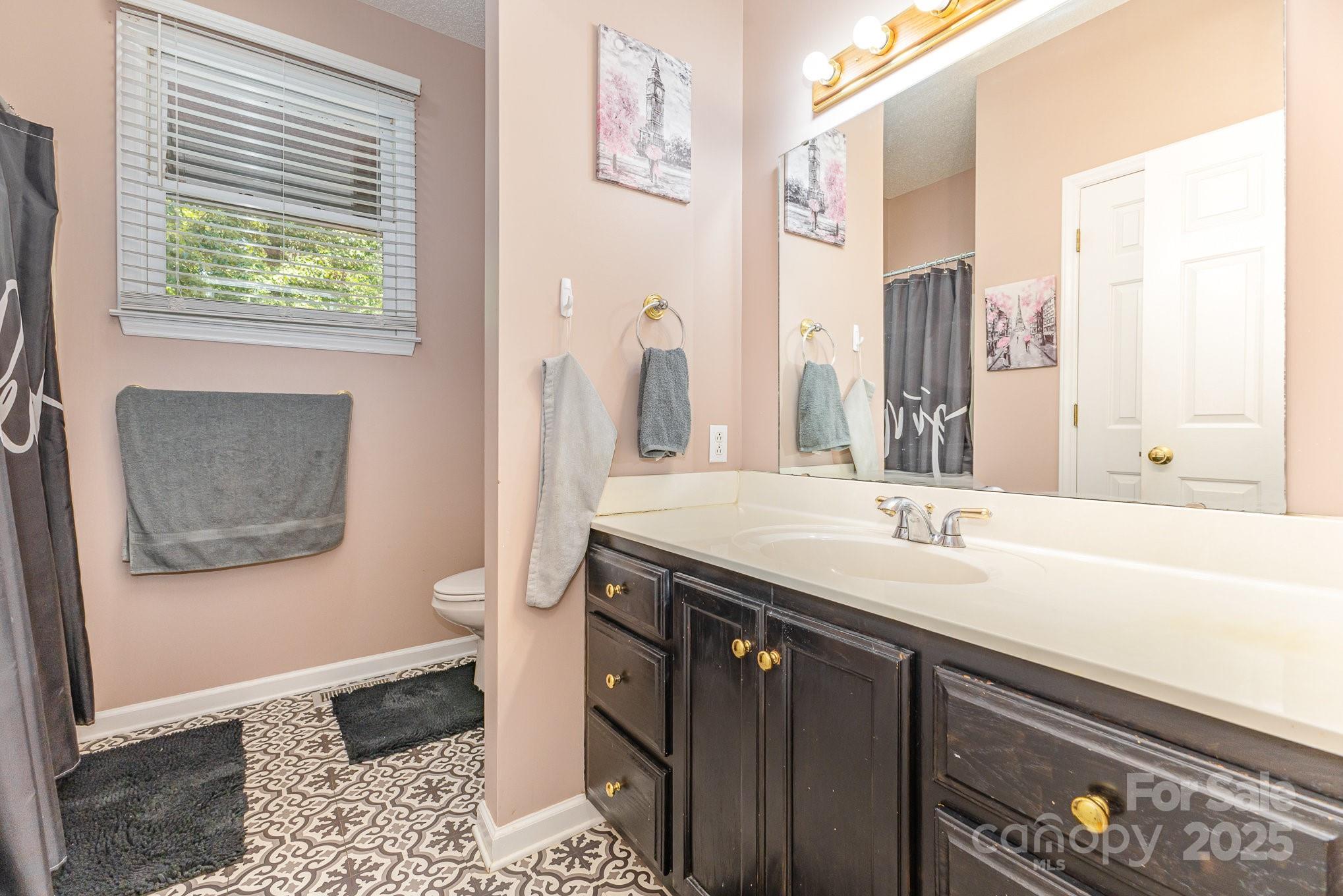 5292 Tice Road Property Photo 24