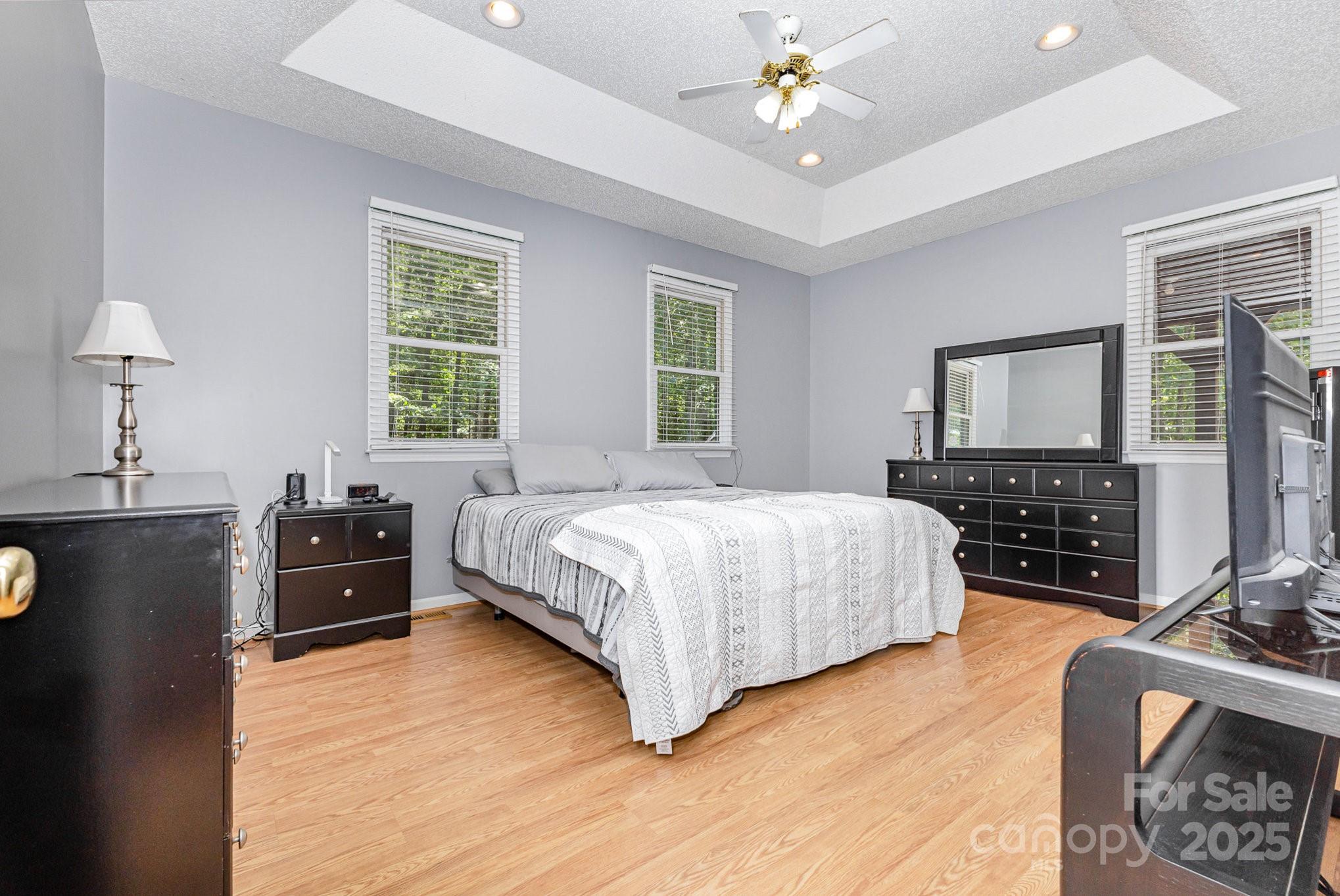 5292 Tice Road Property Photo 26