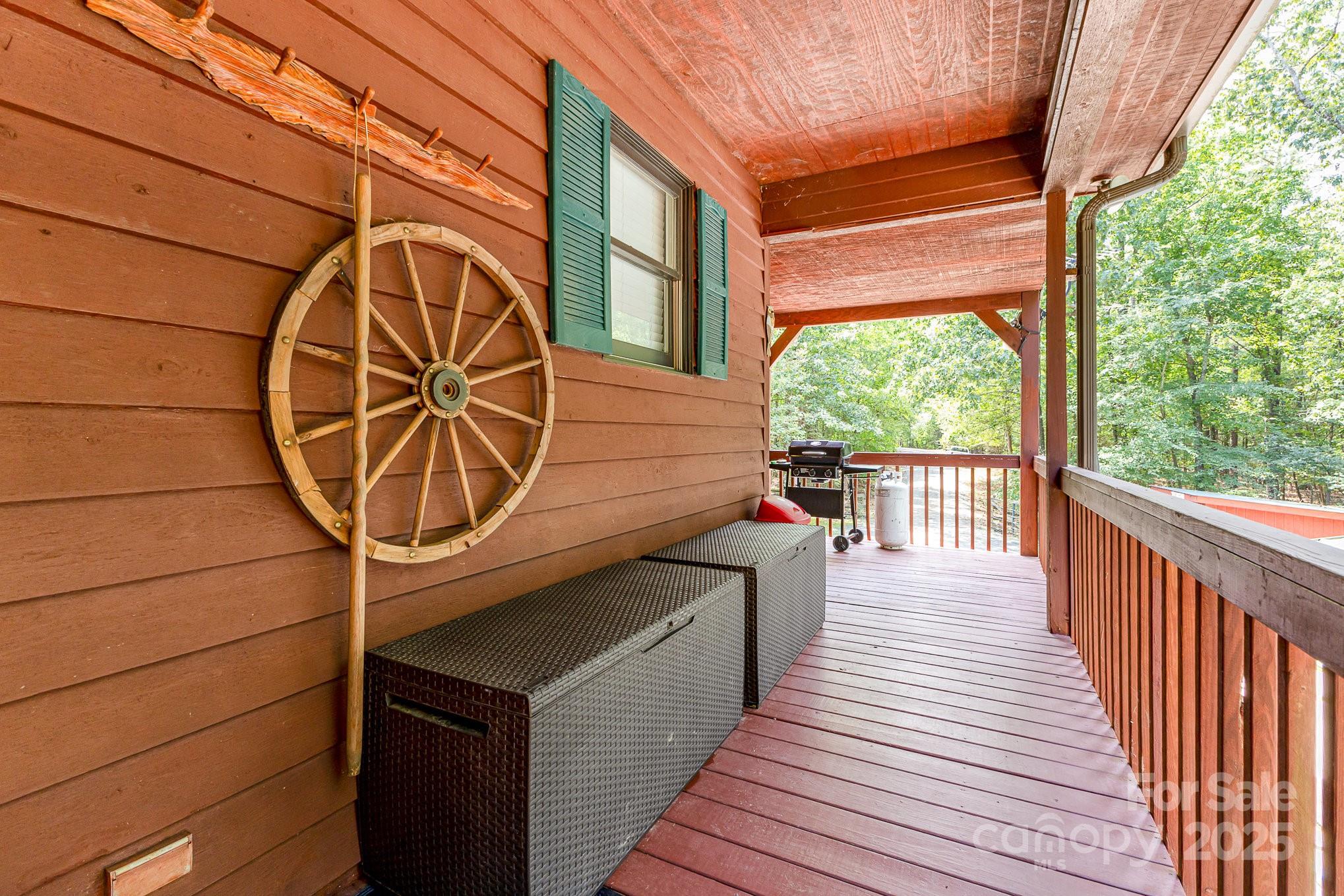 5292 Tice Road Property Photo 30