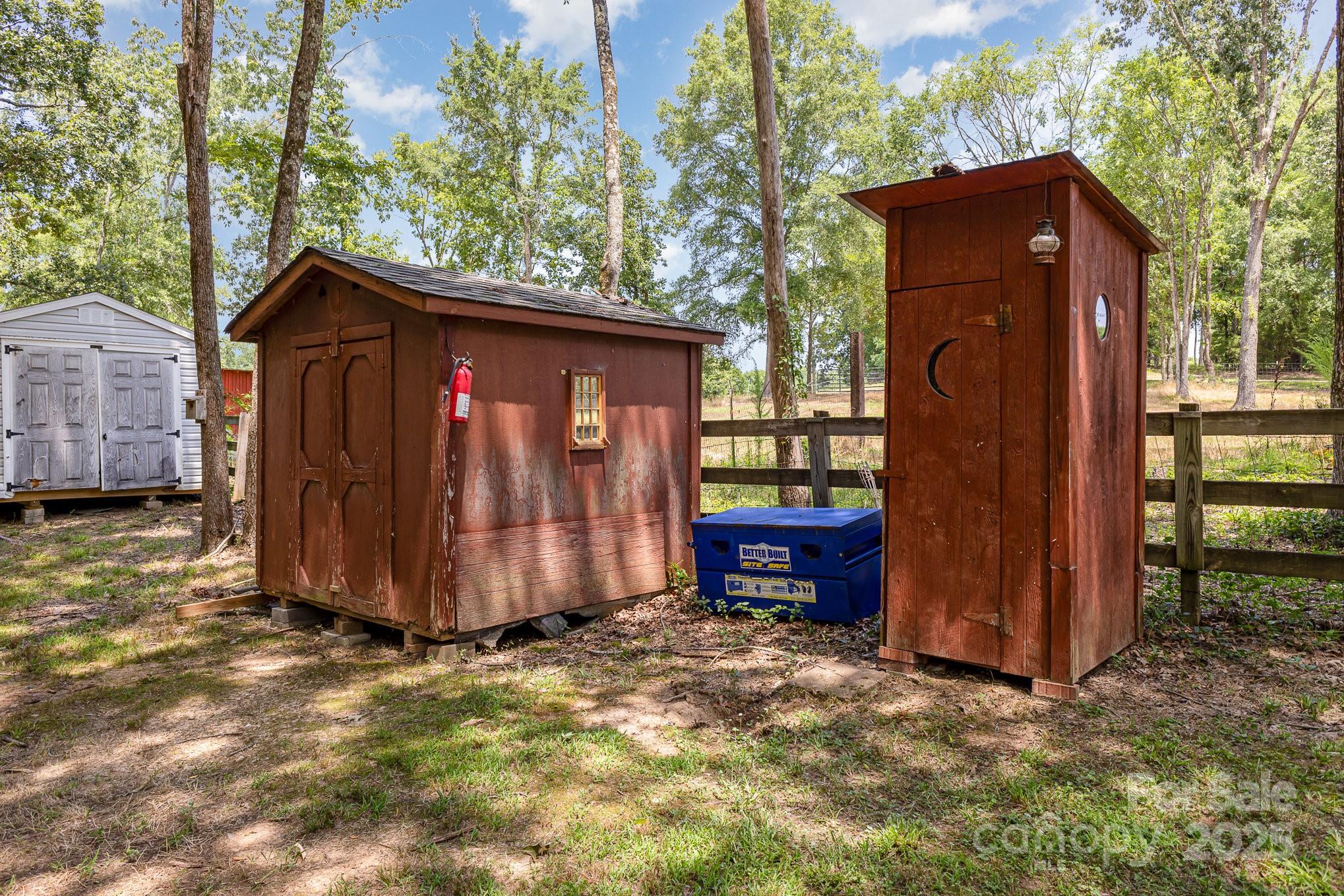 5292 Tice Road Property Photo 35