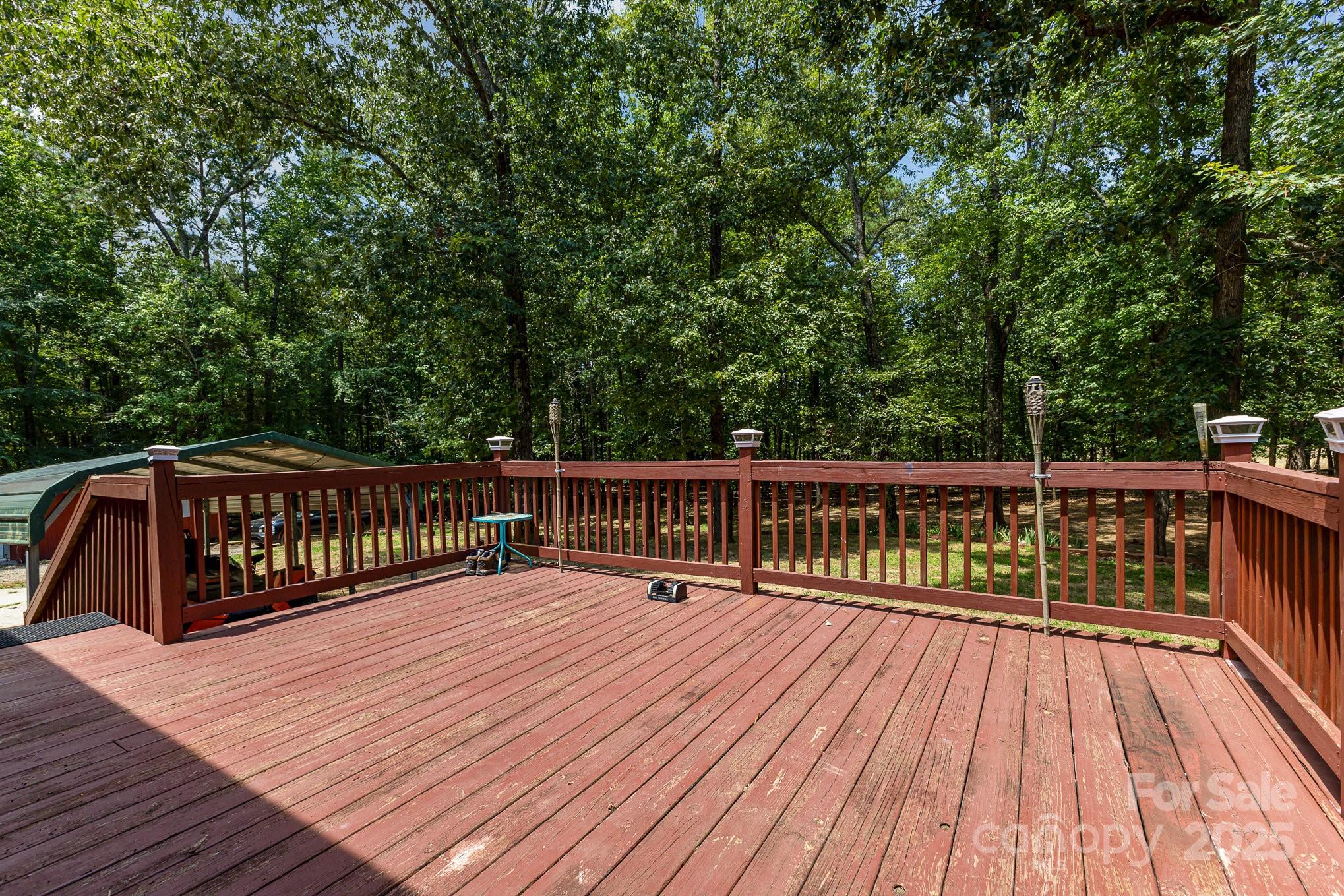5292 Tice Road Property Photo 40