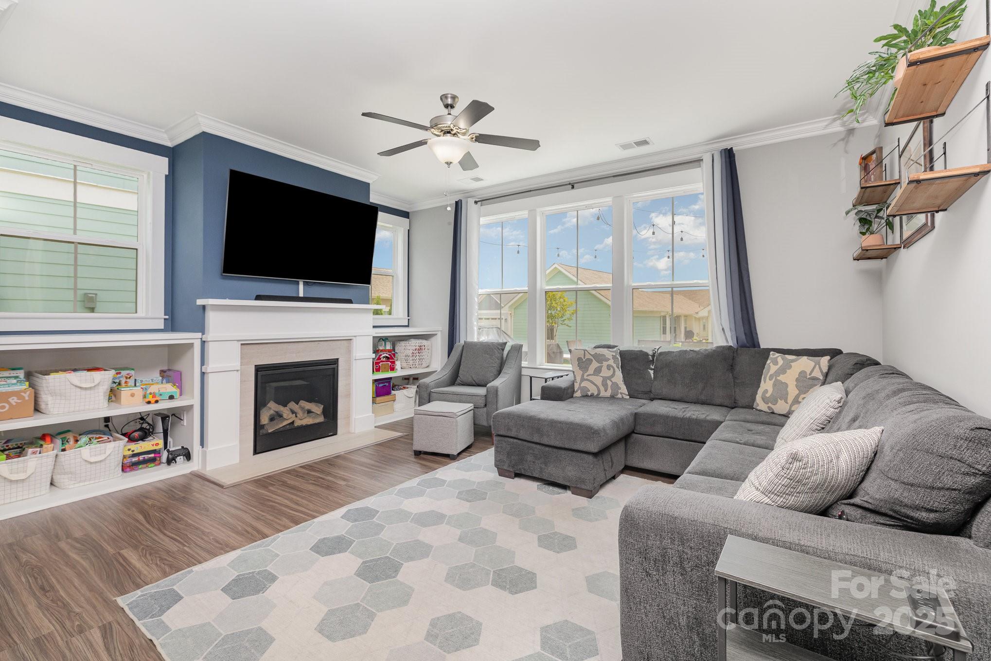 1541 Riverwalk Parkway Property Photo 8