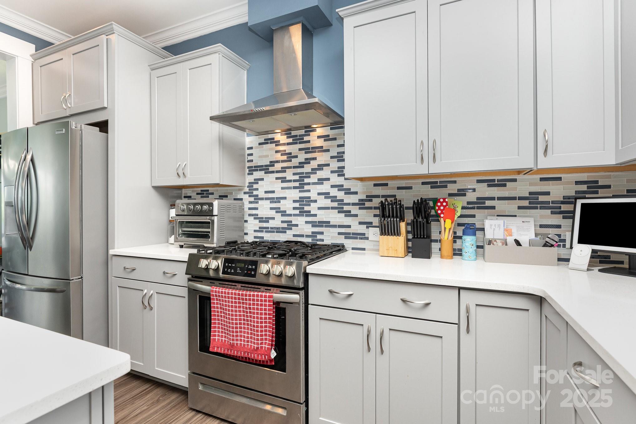 1541 Riverwalk Parkway Property Photo 17