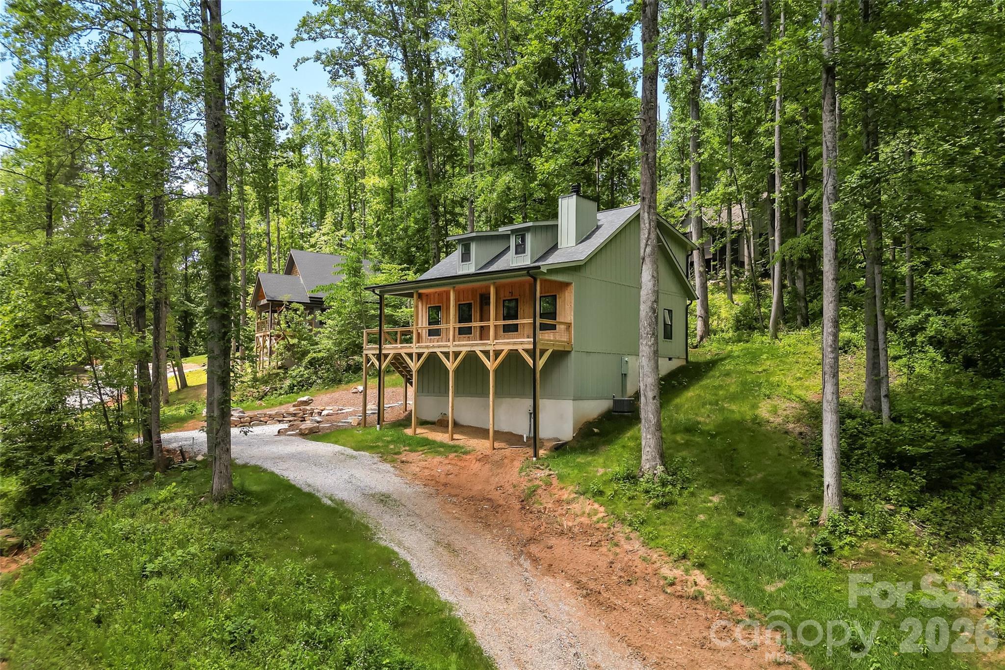 511 Blue Ridge Drive Property Photo 3