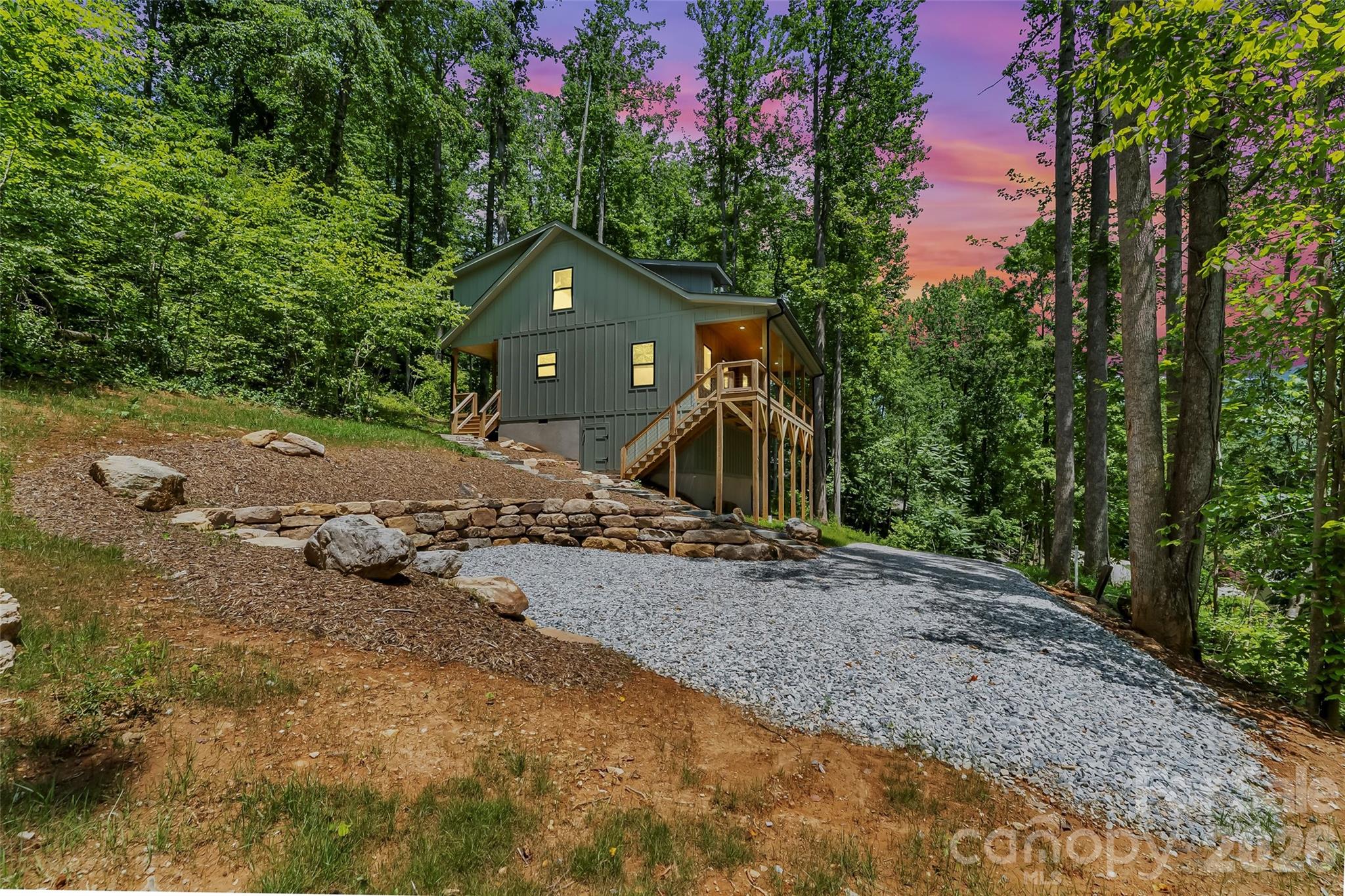 511 Blue Ridge Drive Property Photo 4