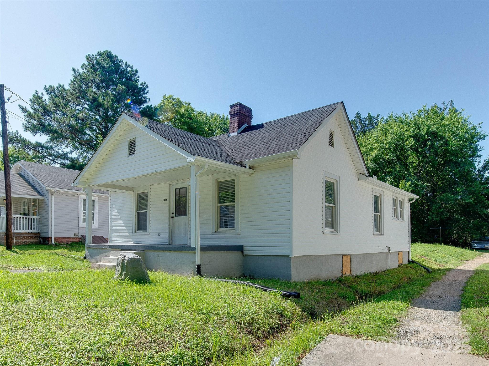 2414 Lane Street