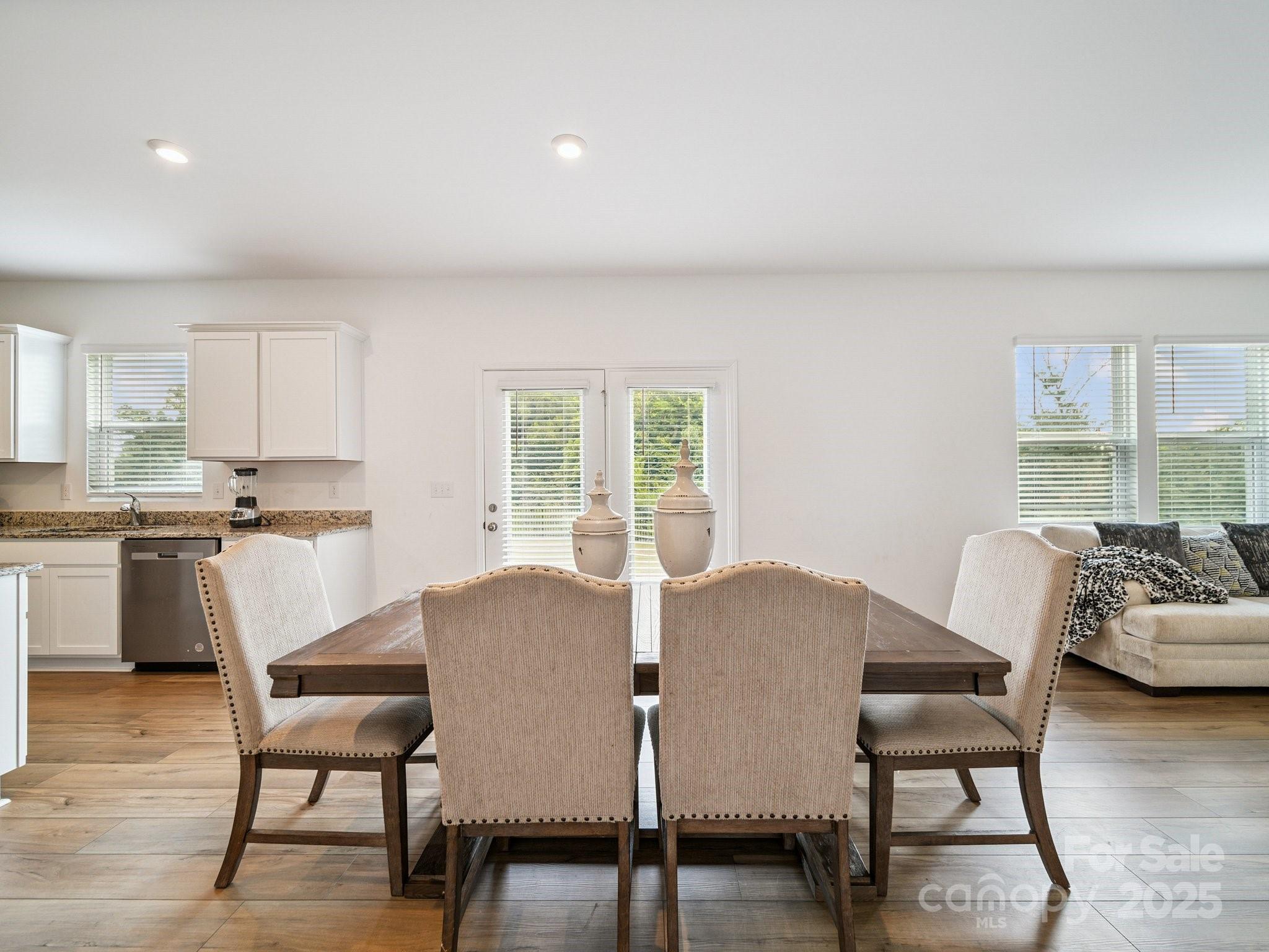 3077 Light Ridge Court Property Photo 9