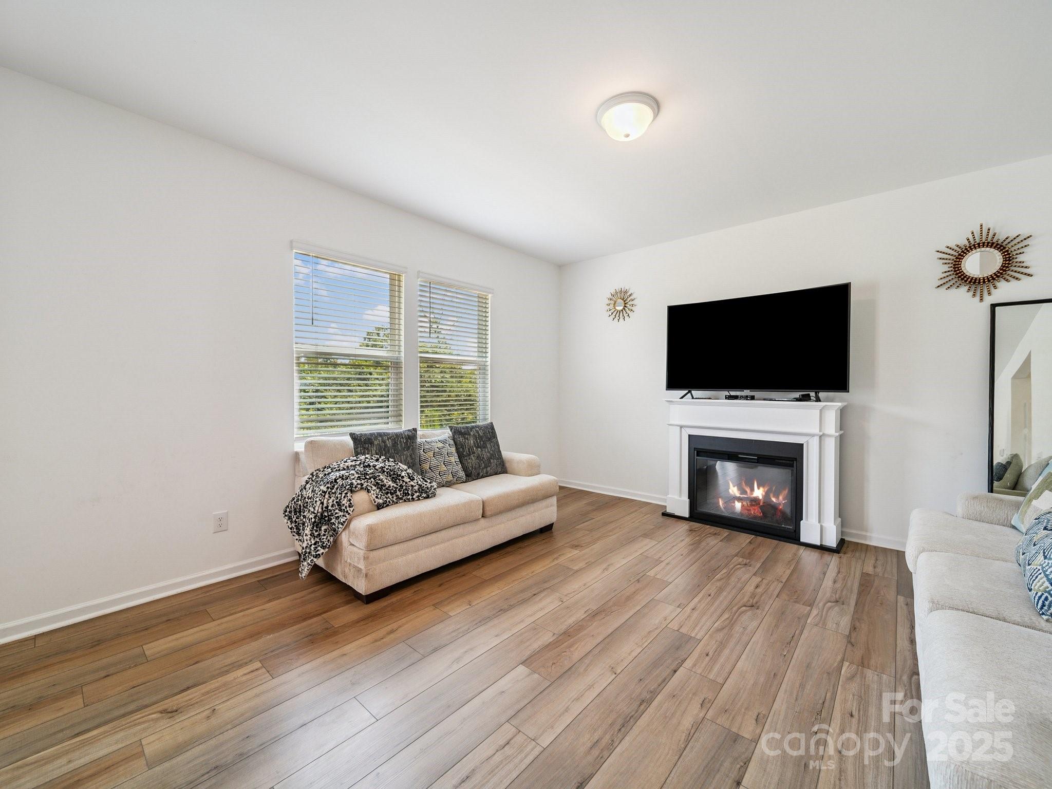 3077 Light Ridge Court Property Photo 10