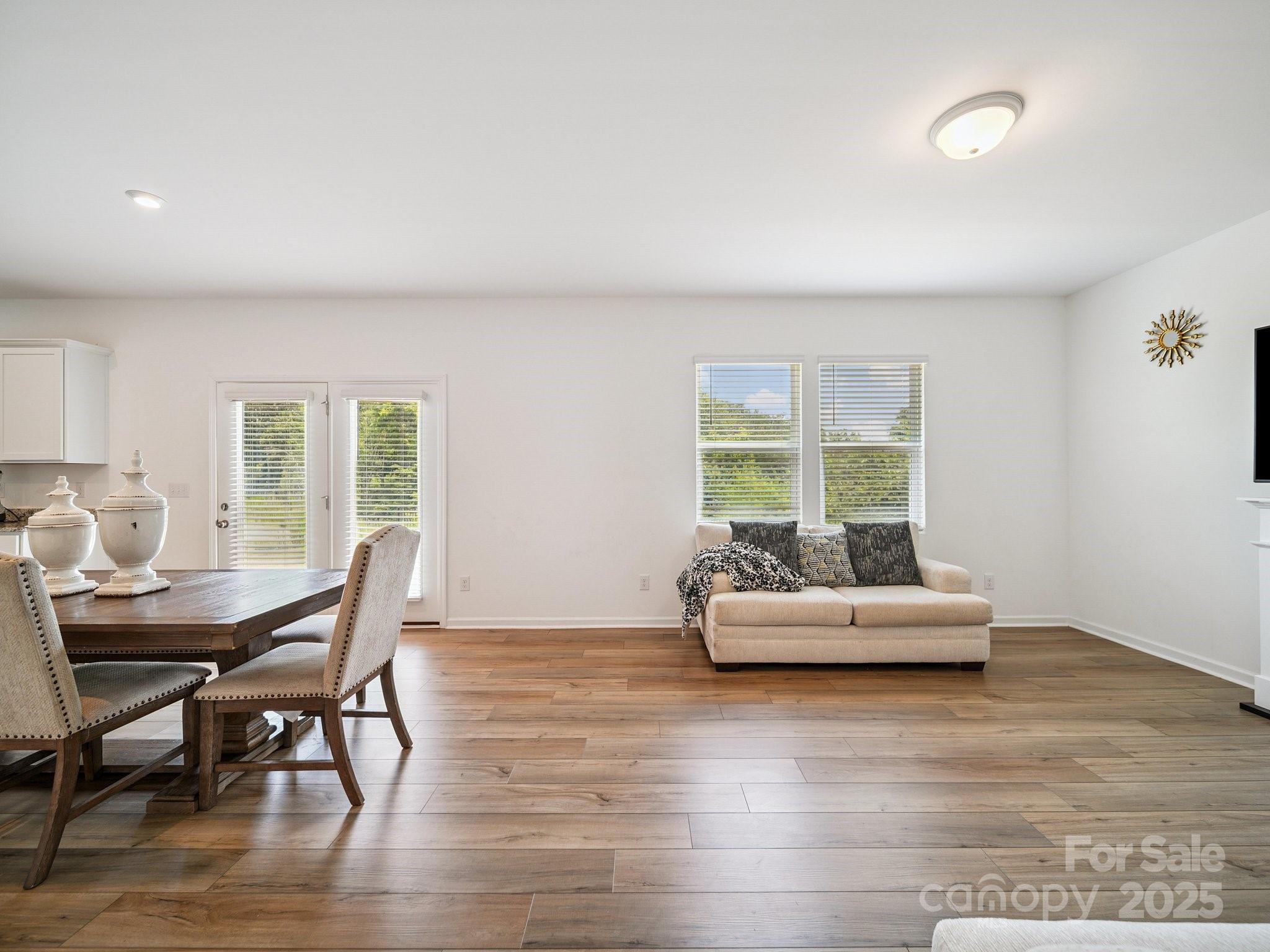 3077 Light Ridge Court Property Photo 11