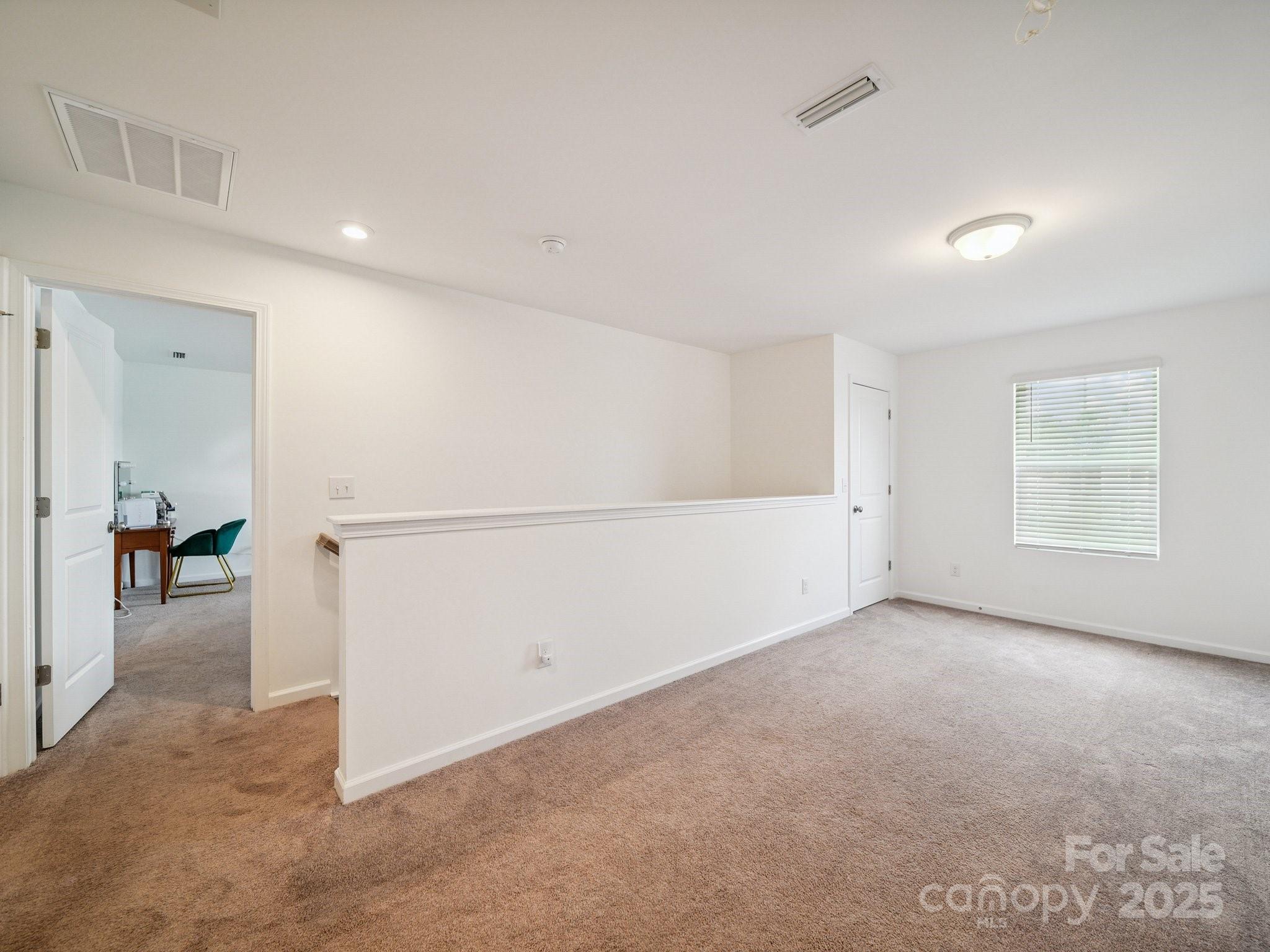3077 Light Ridge Court Property Photo 15